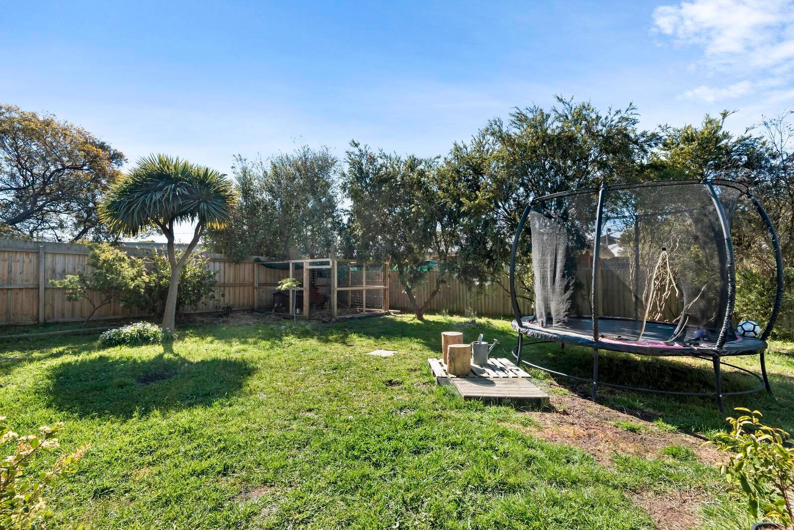 Property Gallery Thumbnail 14