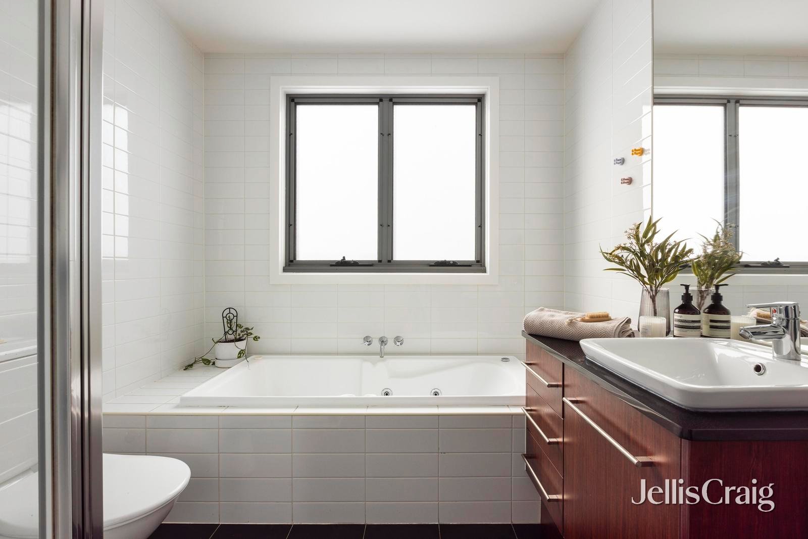 3 Warrior Woman Lane, Carlton image 8