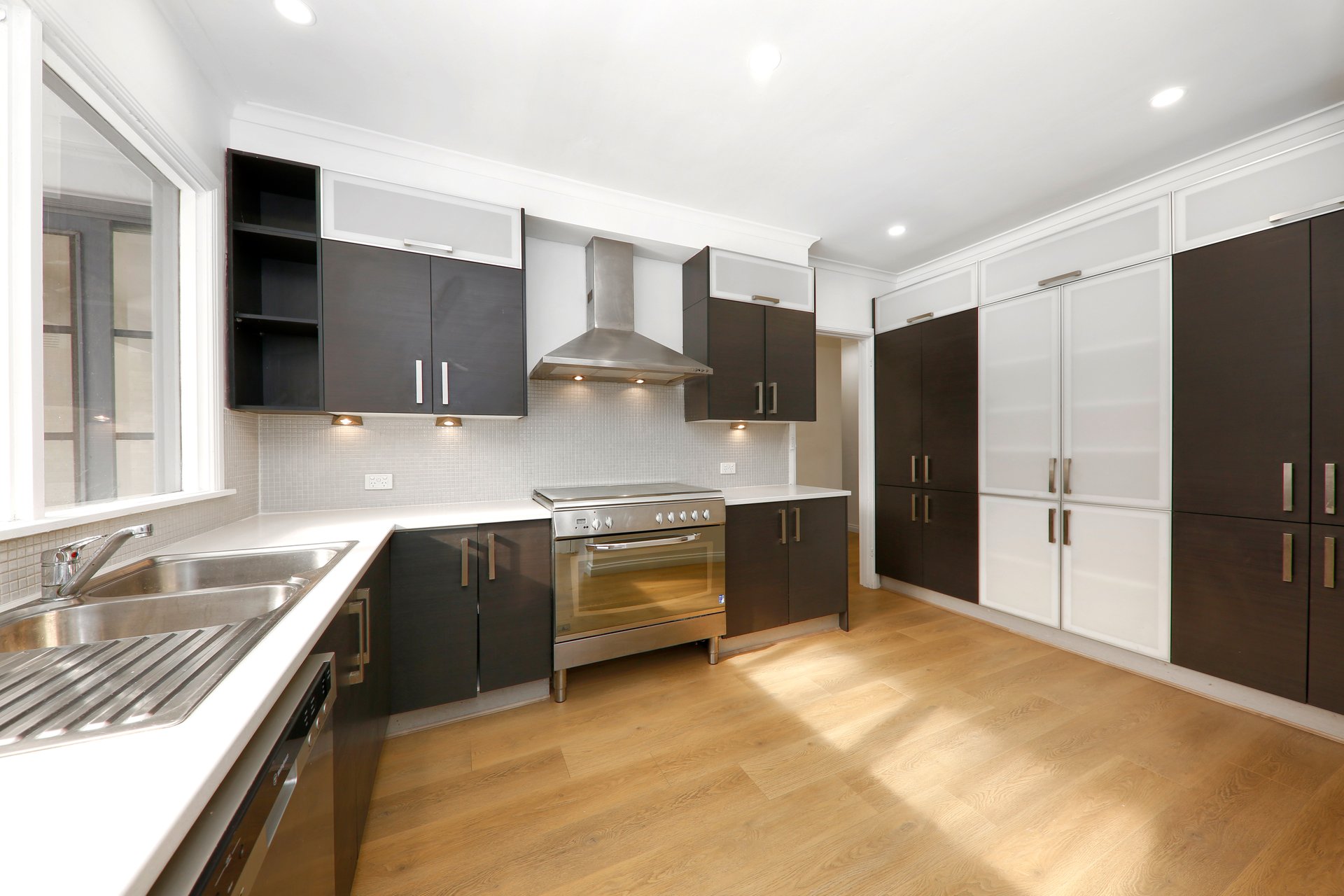 3 Weigela Court, Forest Hill image 3