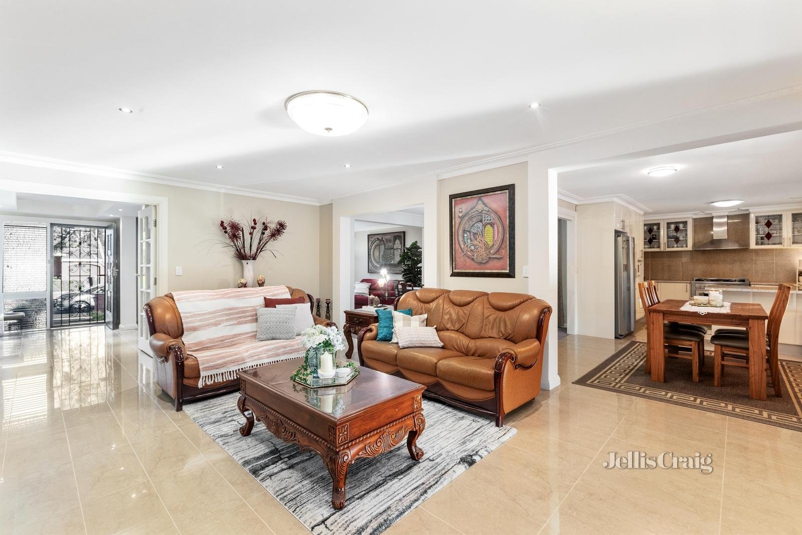 3 Whalley Drive, Wheelers Hill image 6