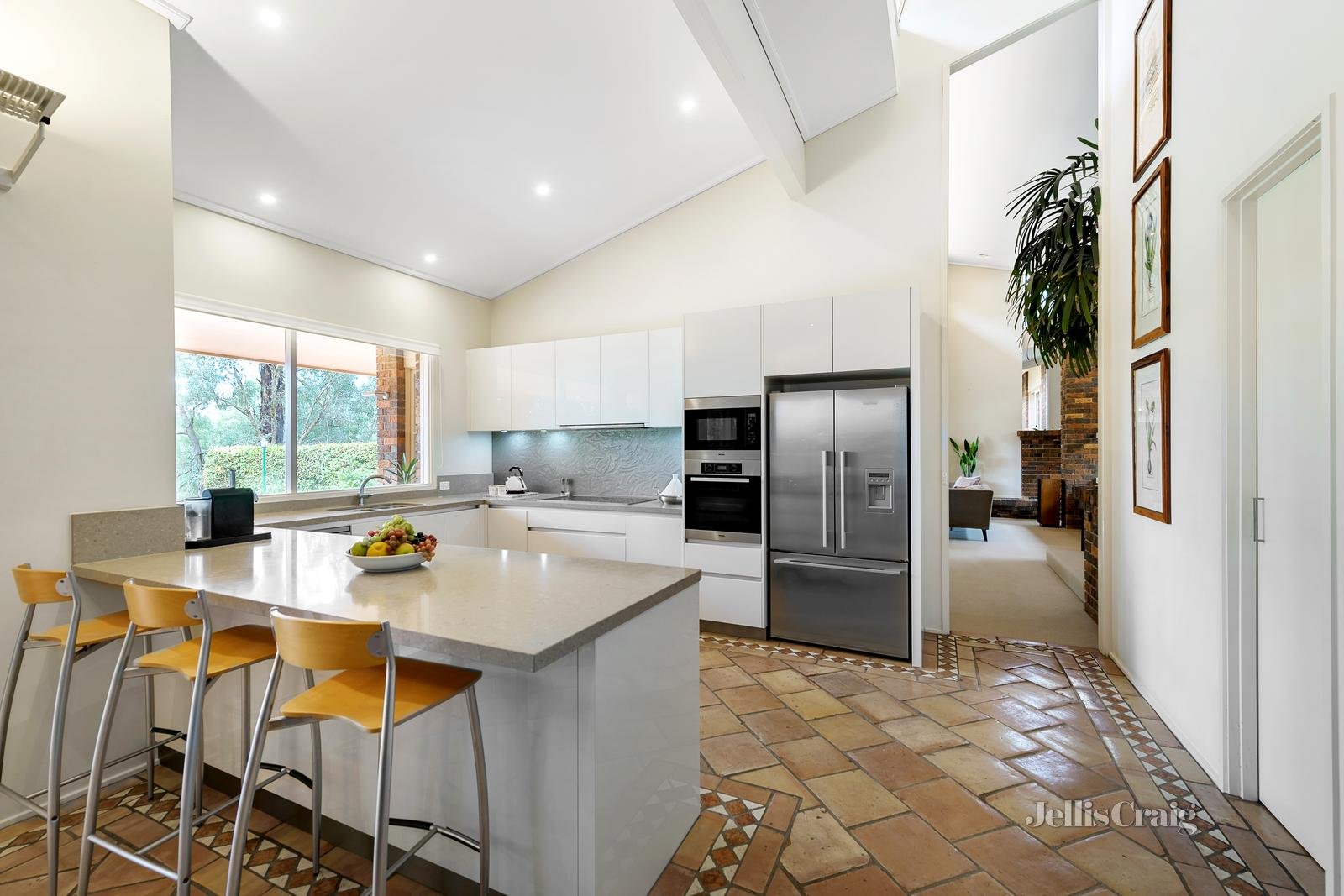 3 Whitefriars Way, Donvale image 6