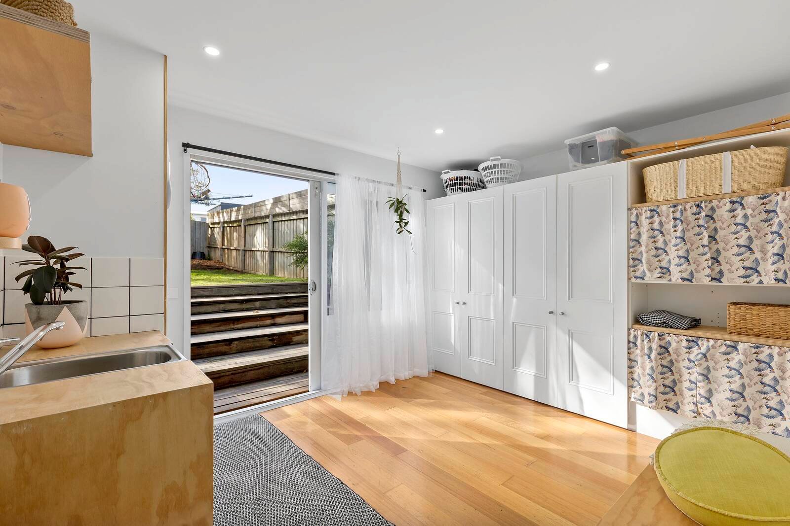 Property Gallery Thumbnail 12
