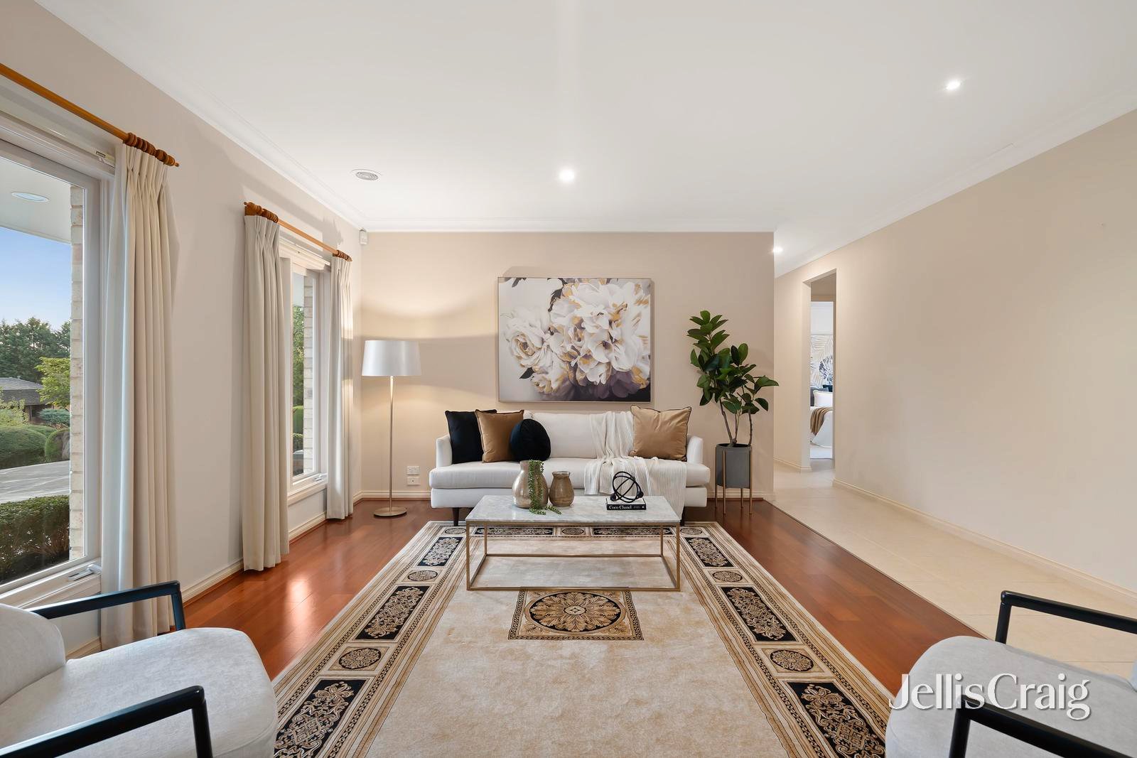 3 Winifred Court, Templestowe image 2