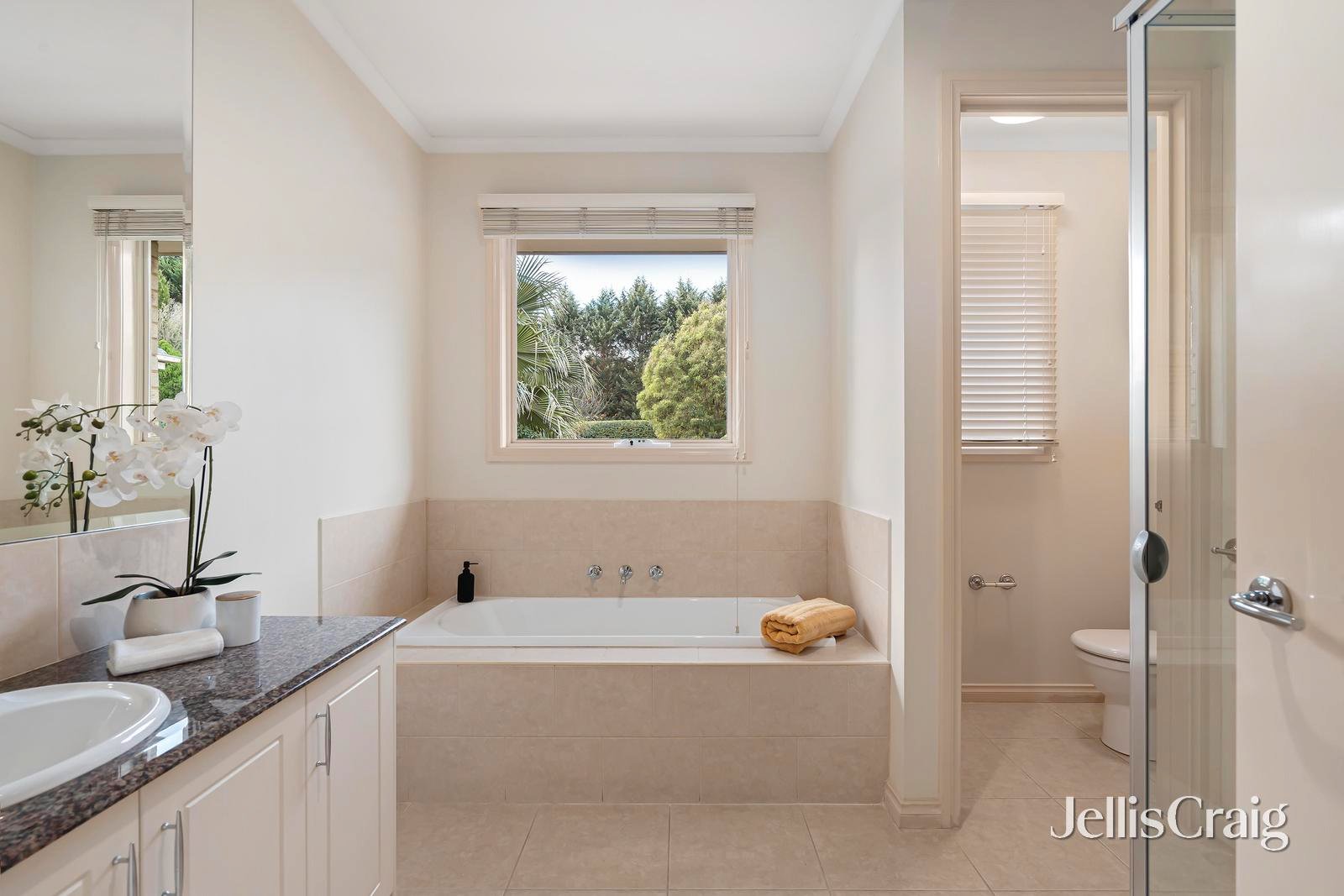 3 Winifred Court, Templestowe image 12