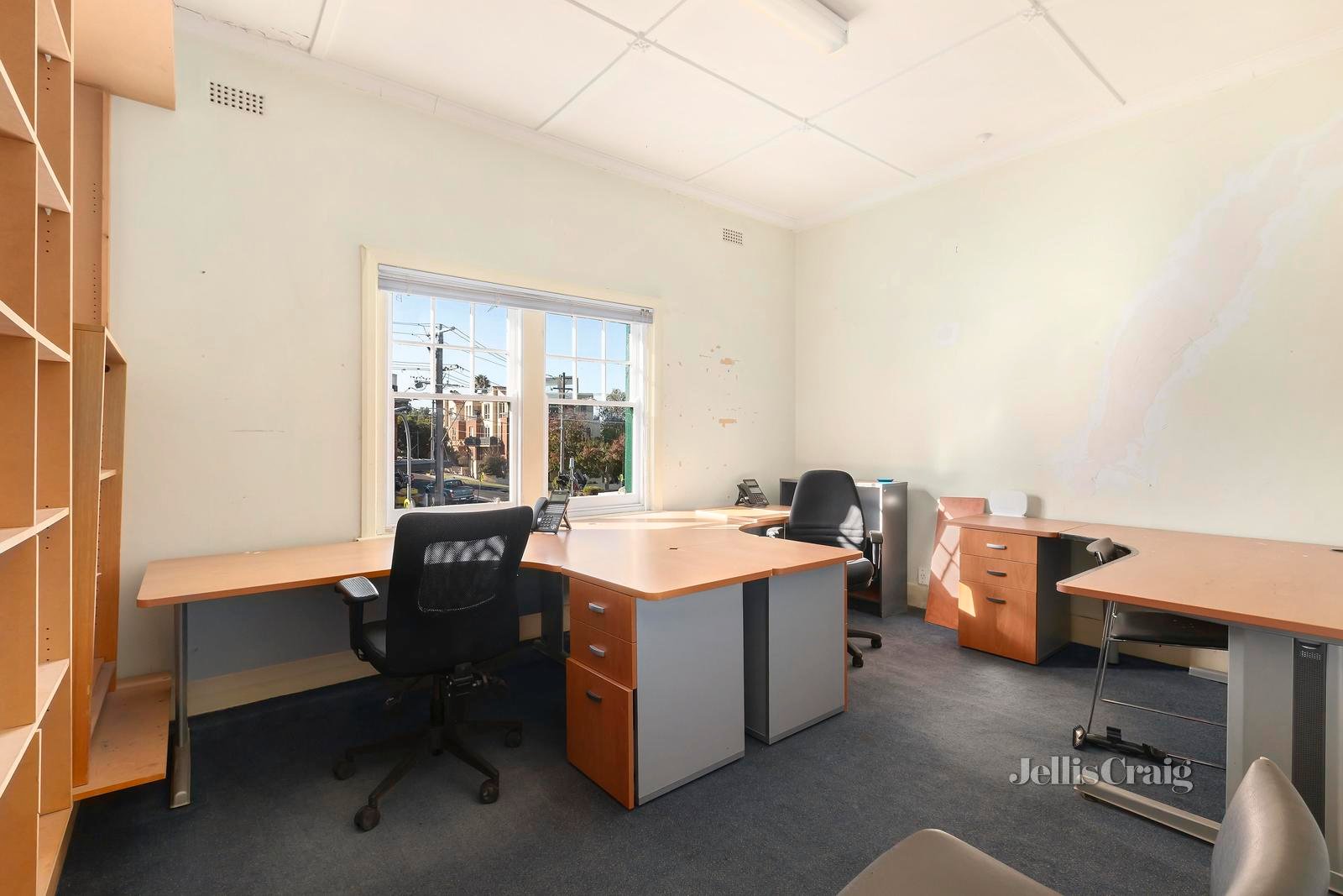 3 Woodland Street, Essendon image 4