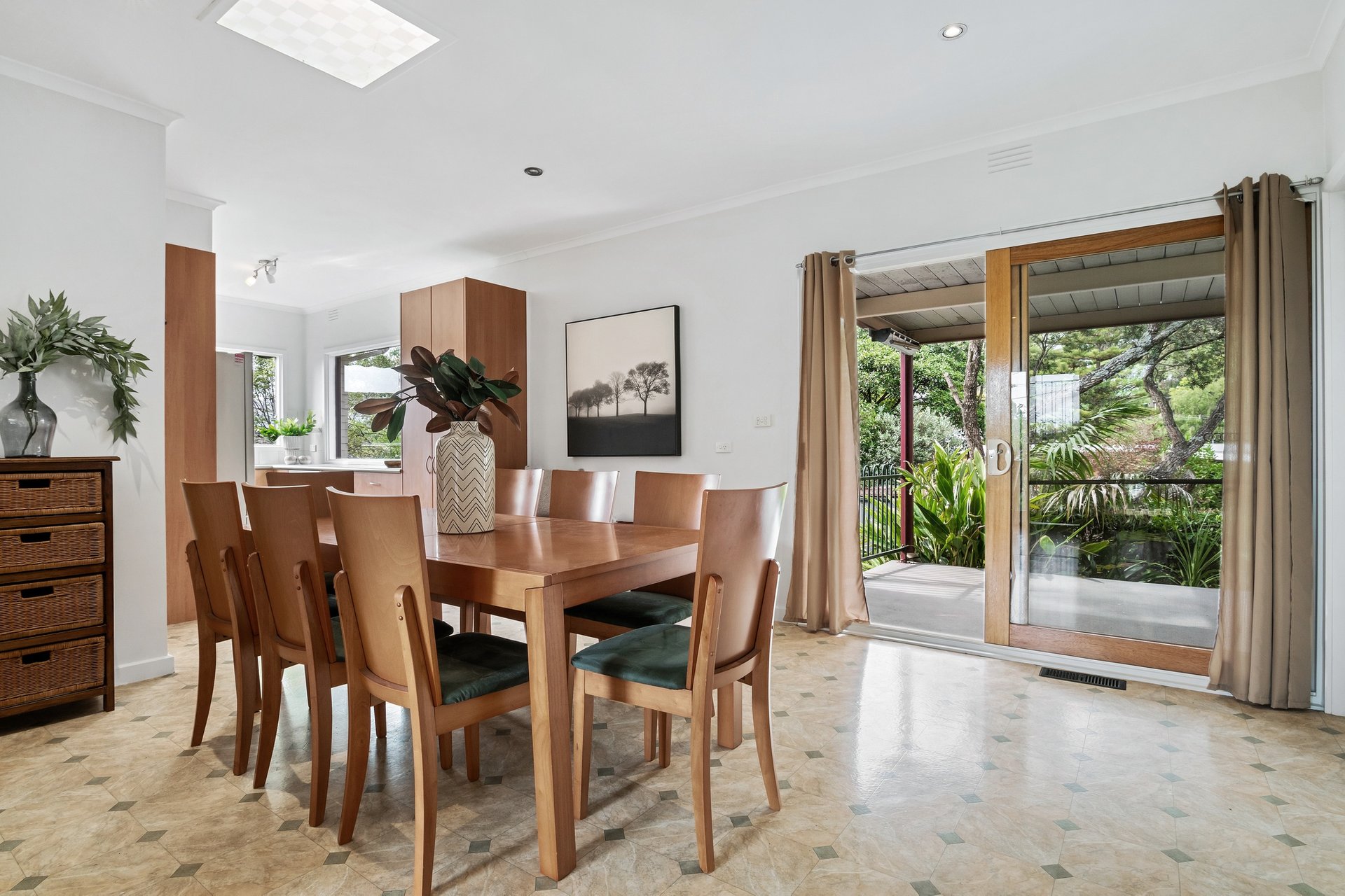 3 Yanina Court, Croydon image 4