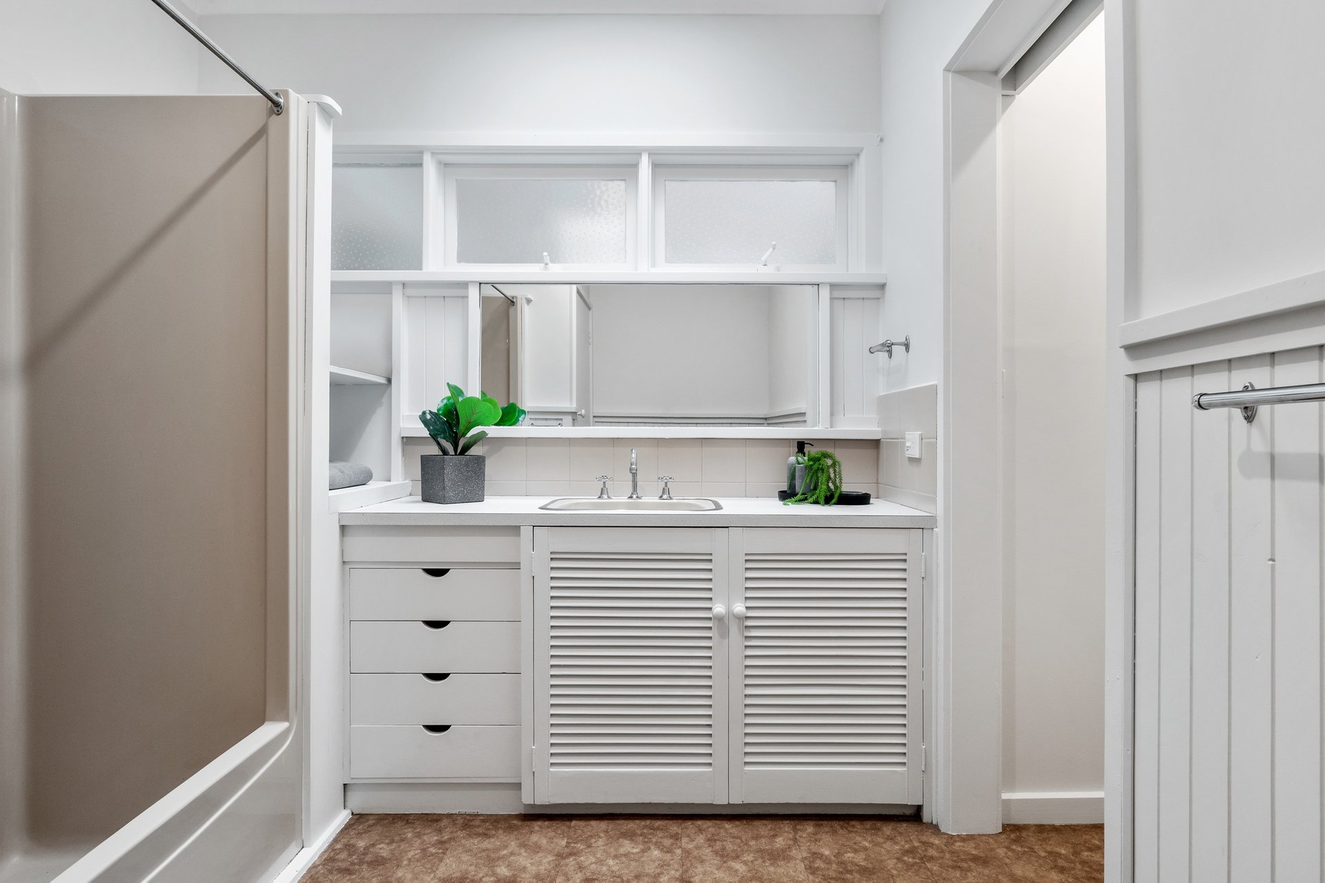 3 Yanina Court, Croydon image 7