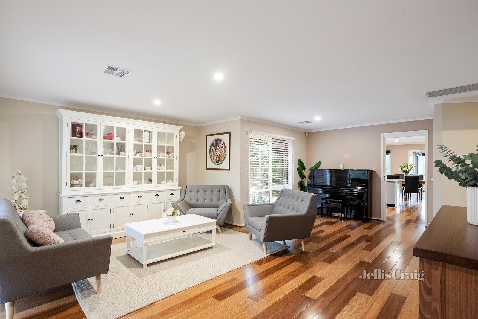 3 Yering Place, Chirnside Park image 3