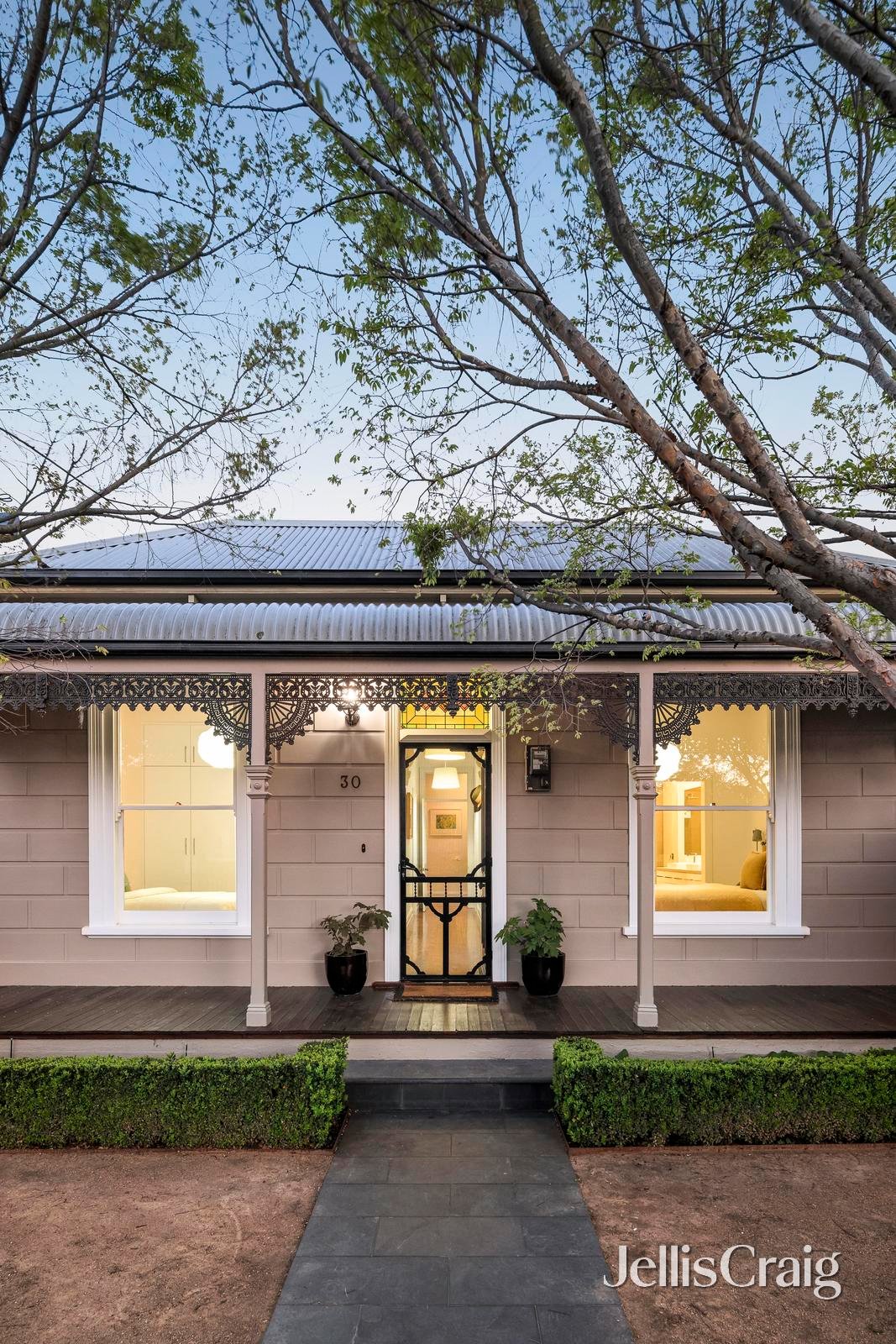 30 Andrew Street, Northcote image 2