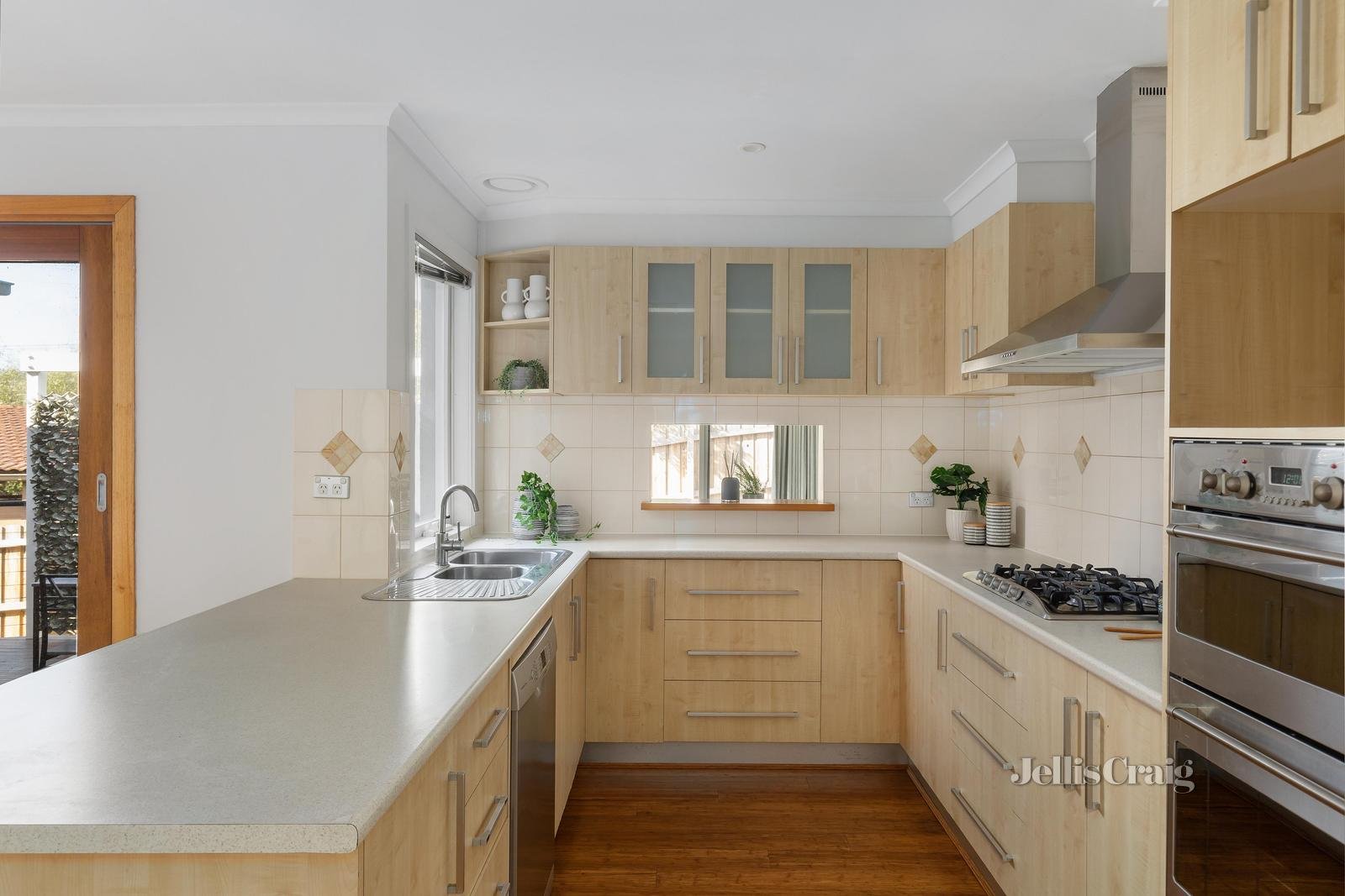 30 Arcadia Way, Eltham North image 6