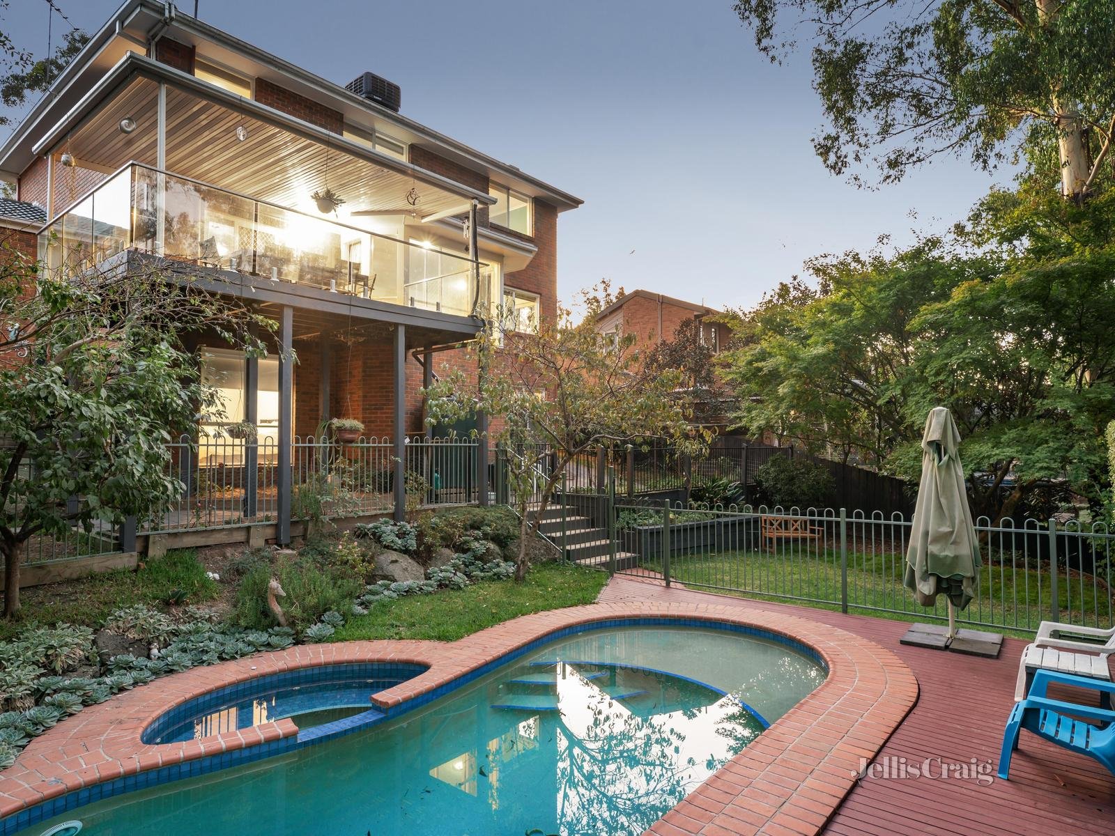 30 Baradine Terrace, Donvale image 11