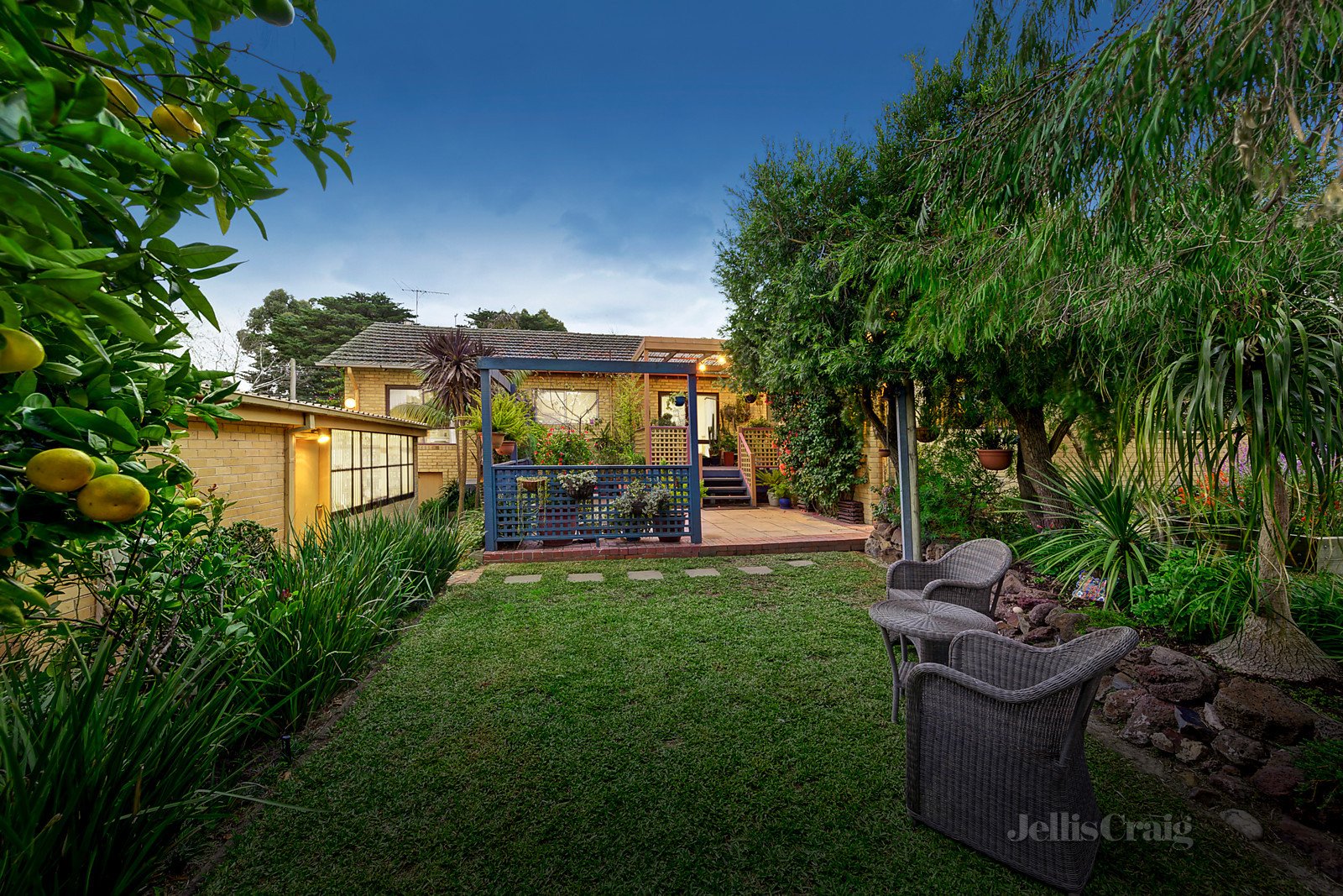 30 Bath Road, Glen Iris image 6