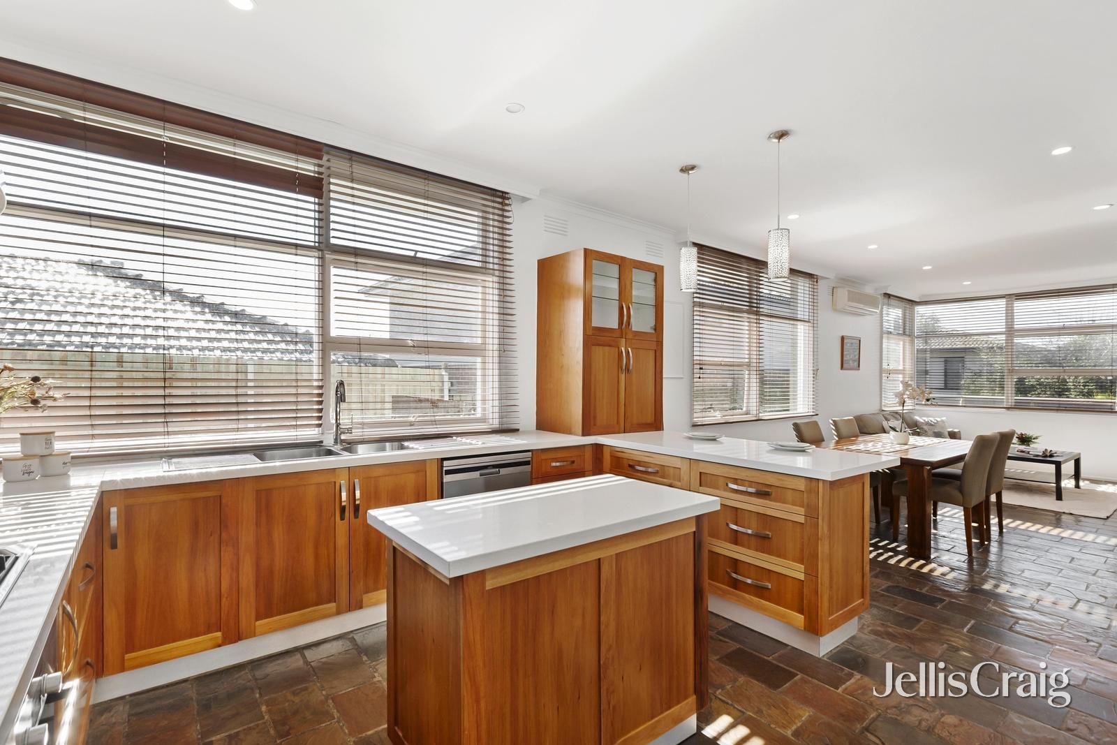 30 Belgrove Avenue, Balwyn image 5