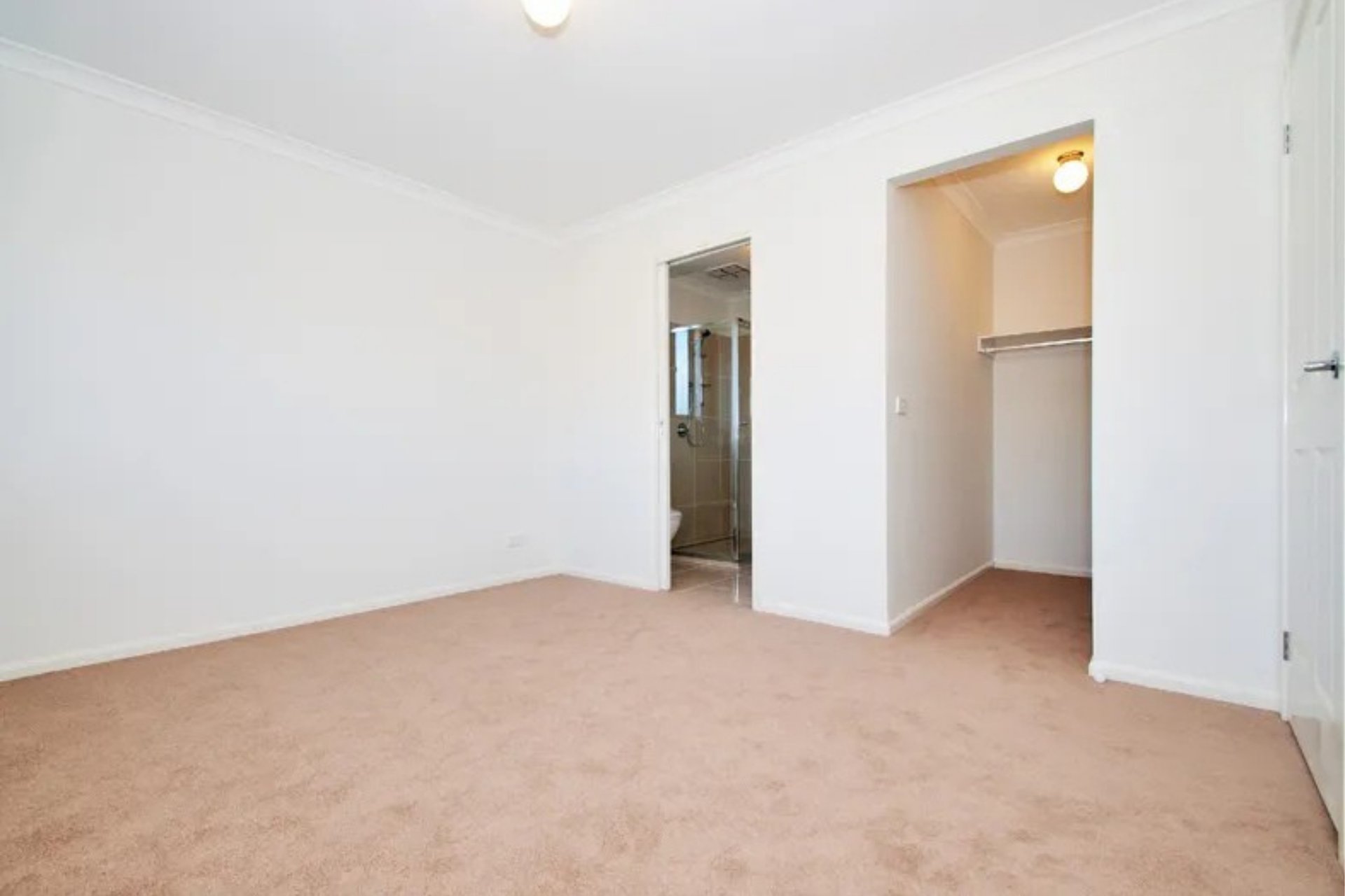30 Bennison Street, Croydon image 8