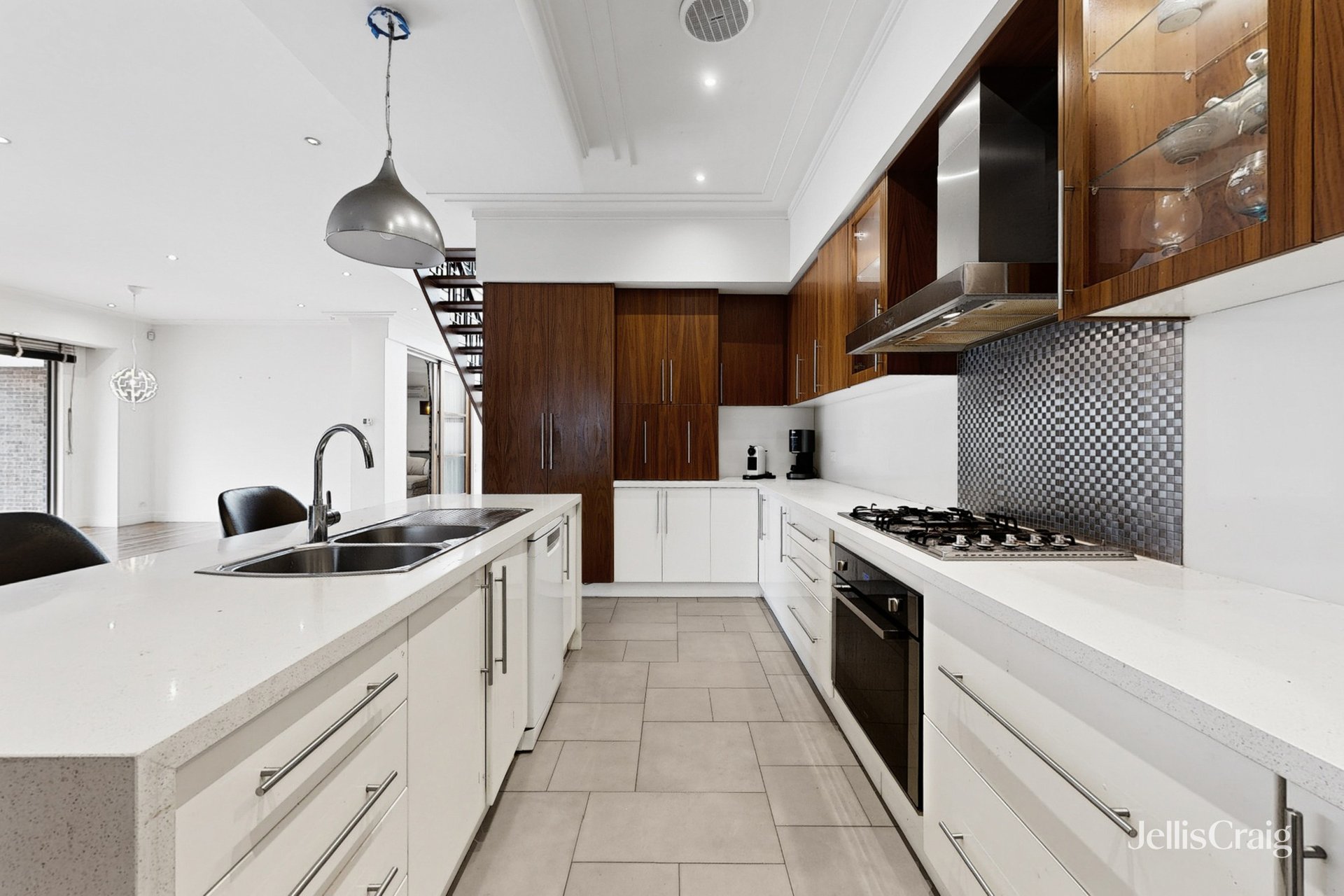 30 Birdwood Street, Balwyn image 3