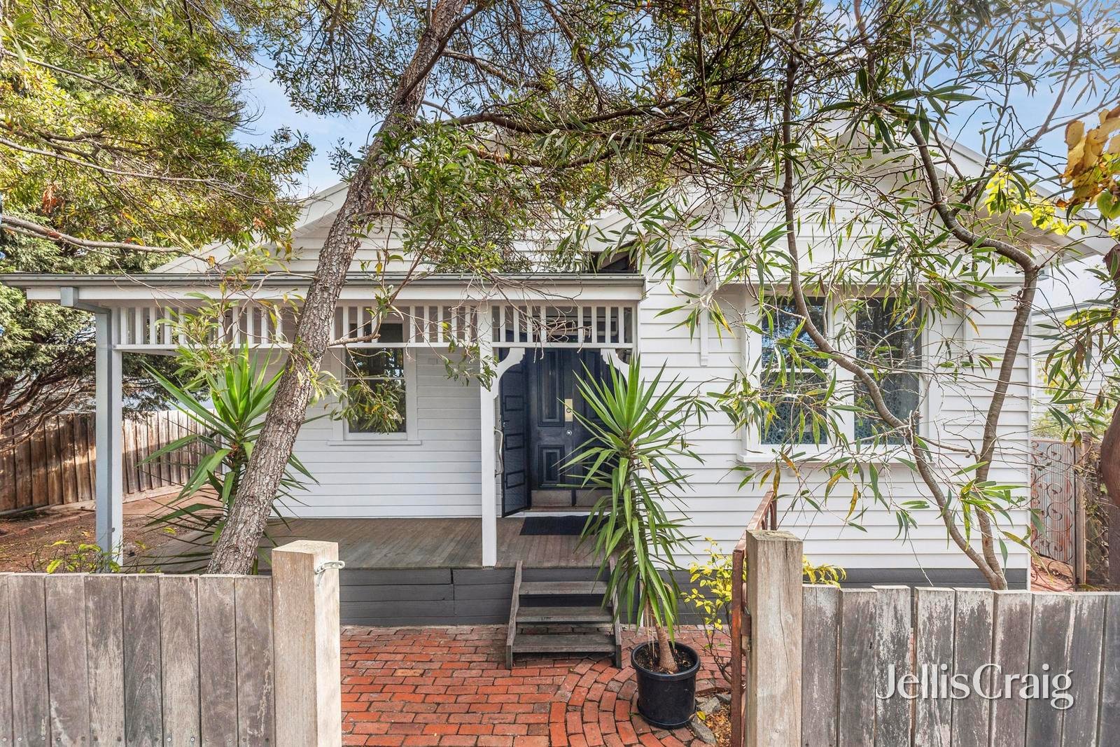 30 Bourke Crescent, Geelong image 1