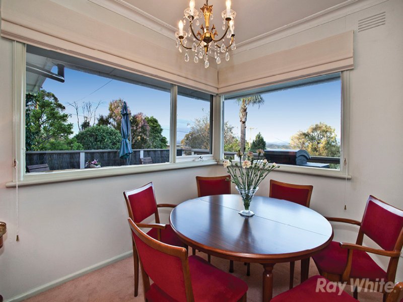 30 Brazilia Drive, Glen Waverley image 5