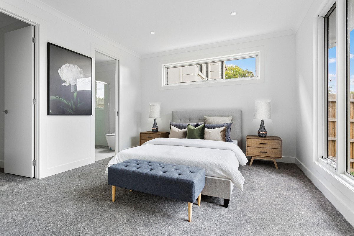 30 Bundoran Parade, Mont Albert North image 8