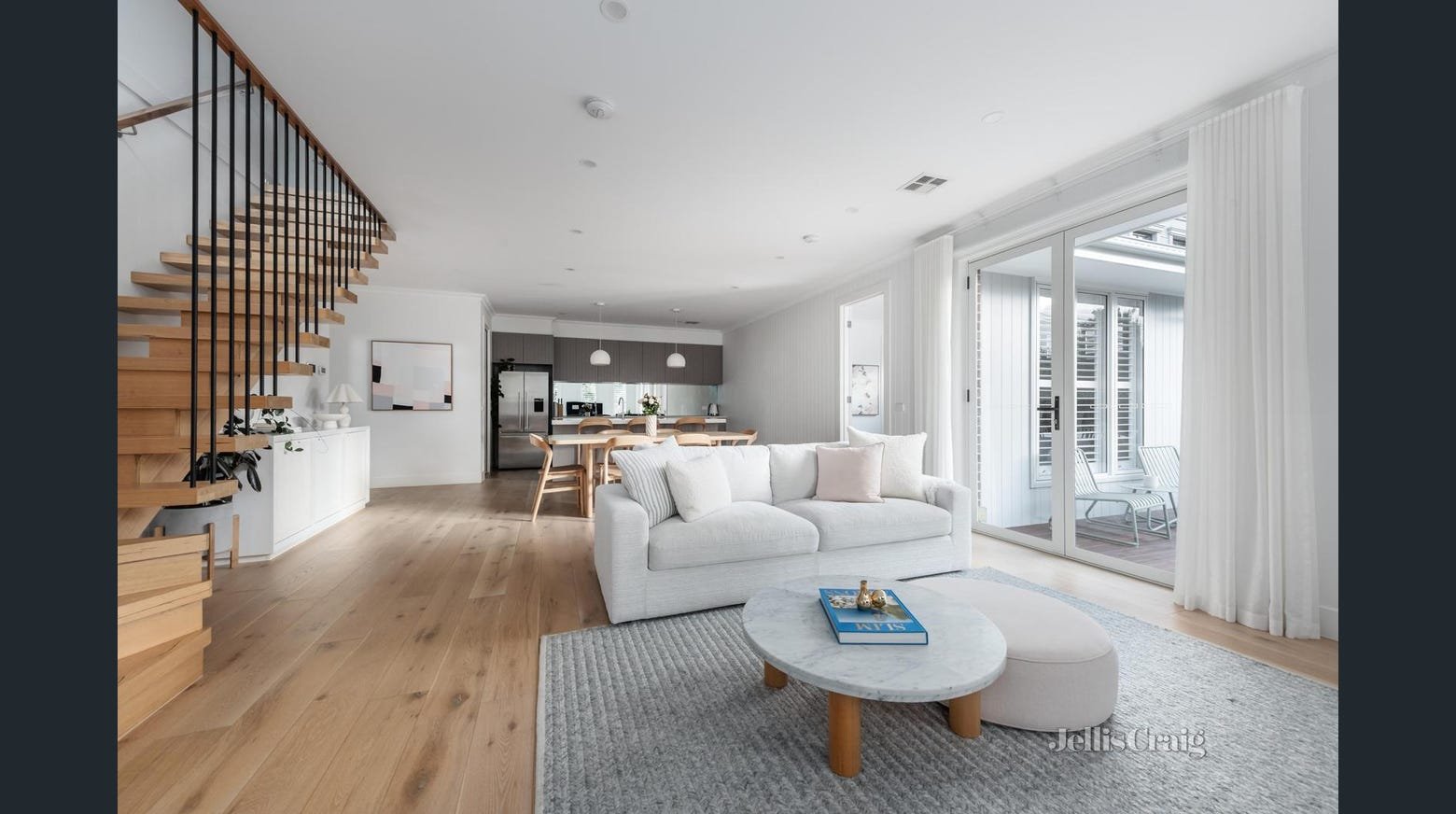 30 Bundoran Parade, Mont&nbsp;Albert&nbsp;North image 2