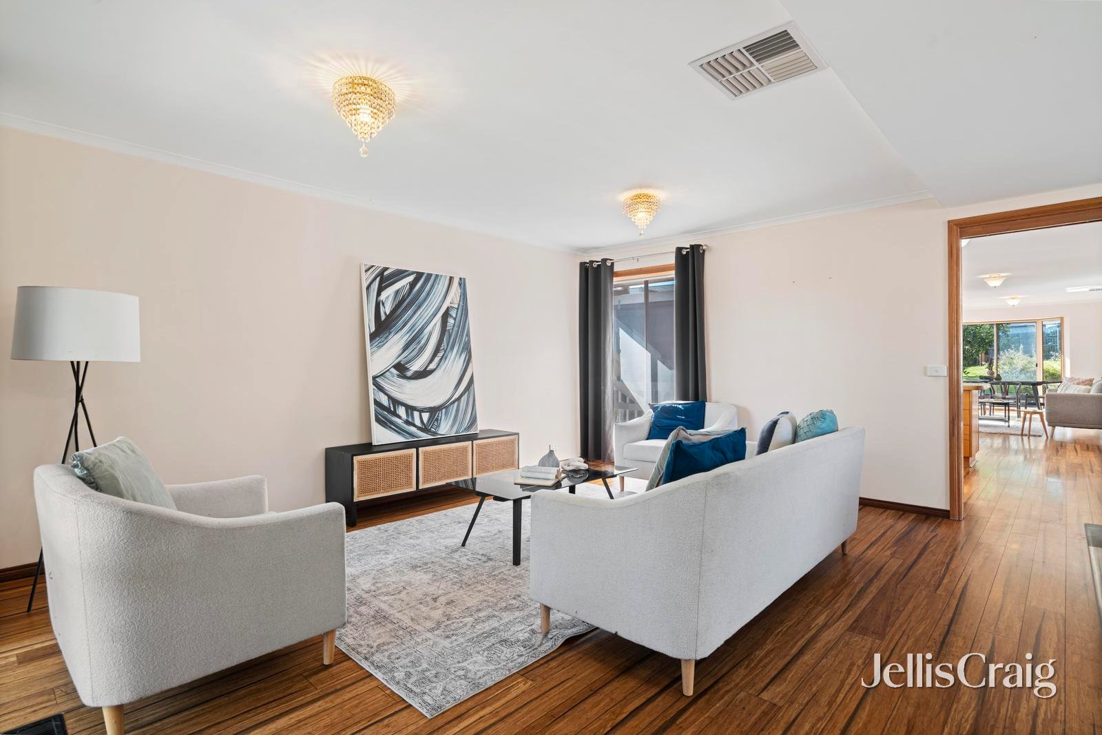 30 Burdekin Avenue, Bayswater&nbsp;North image 3