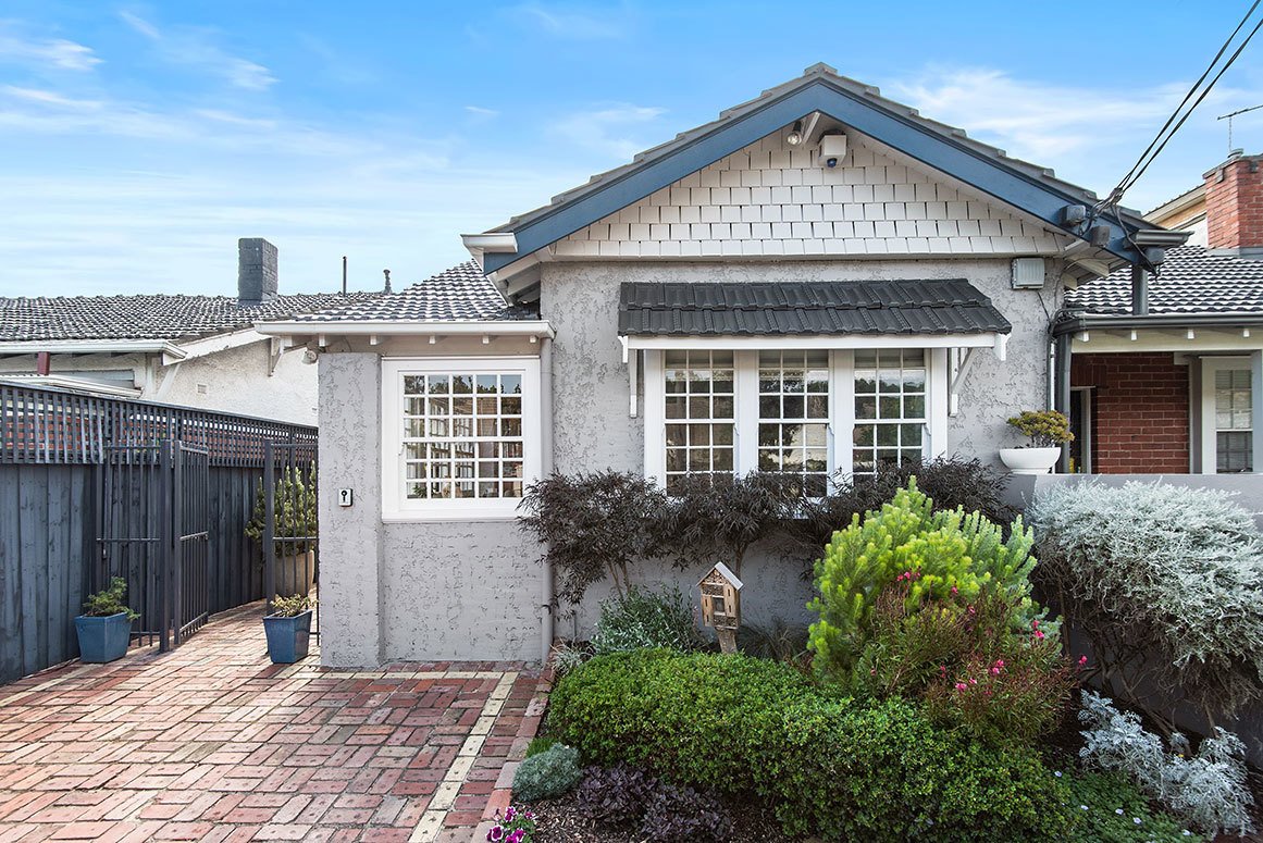 30 Byrne Avenue, Elwood image 1
