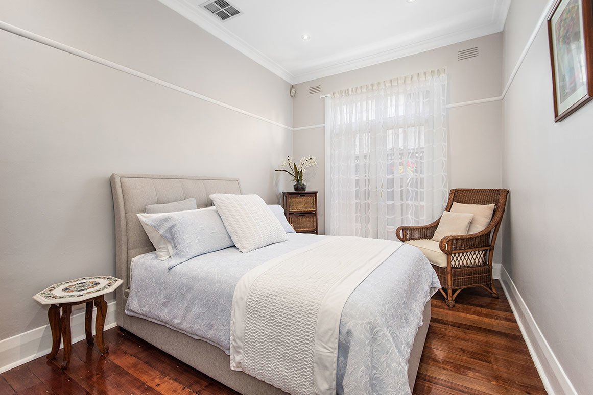 30 Byrne Avenue, Elwood image 9