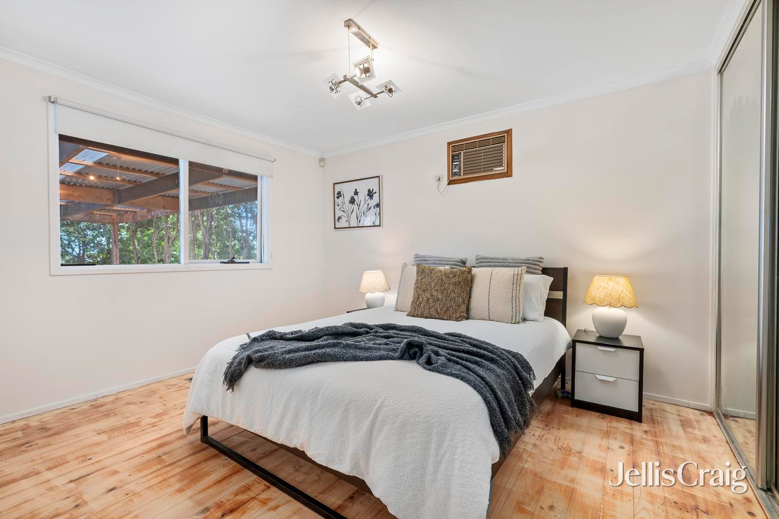 30 Charles Green Avenue, Endeavour Hills image 6