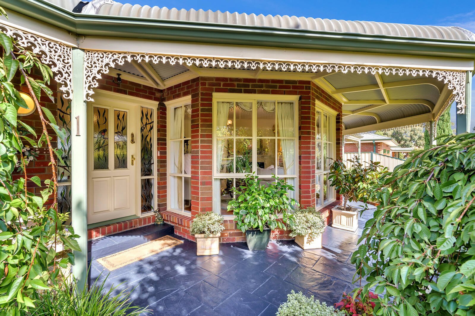 Property Gallery Thumbnail 3