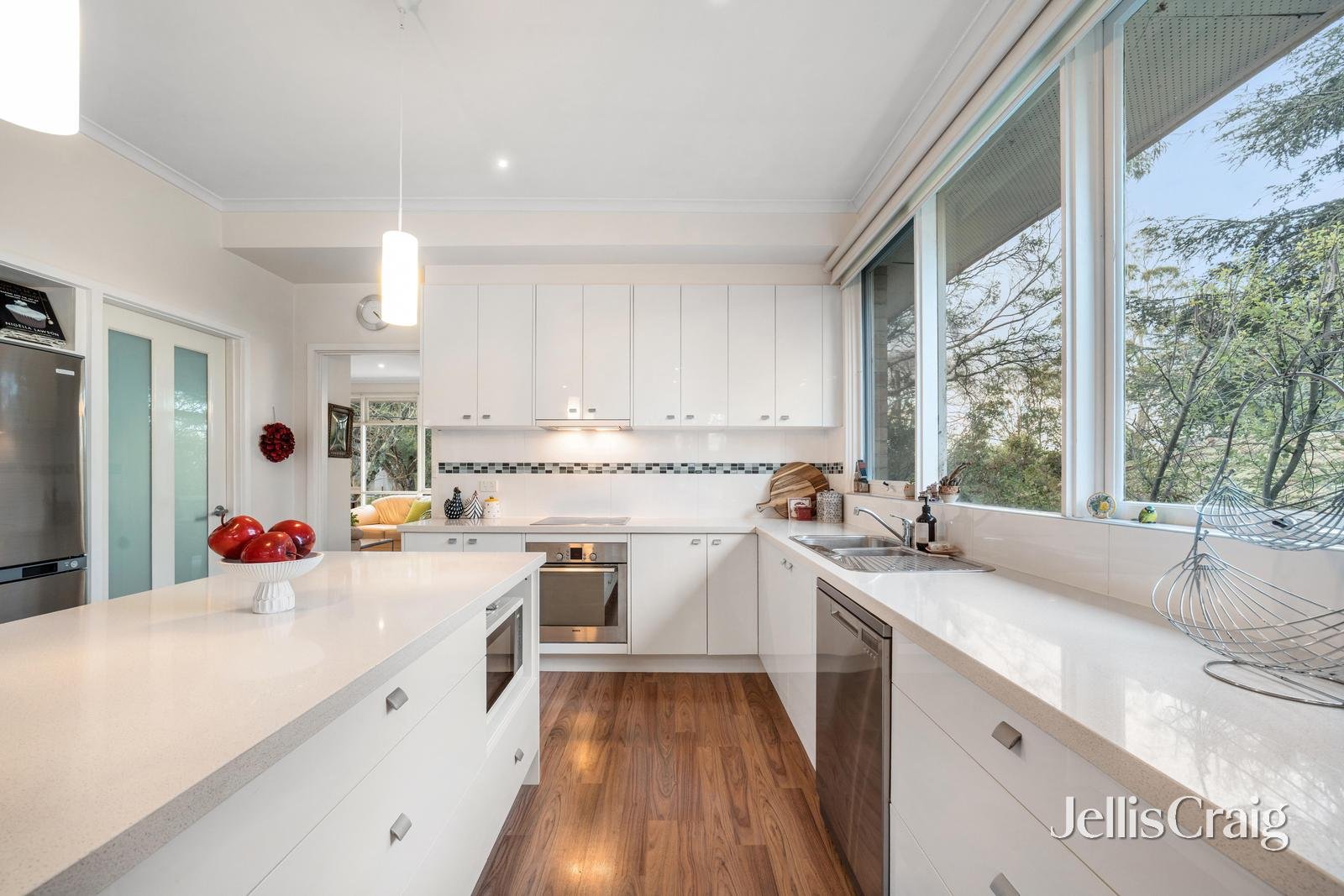 30 Churinga Avenue, Mitcham image 6