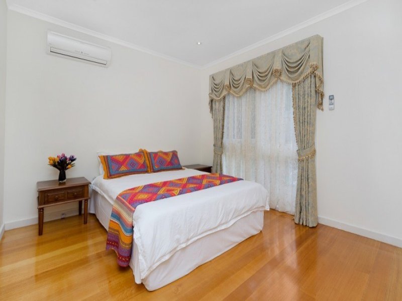 30 Clifton Street, Balwyn North image 8