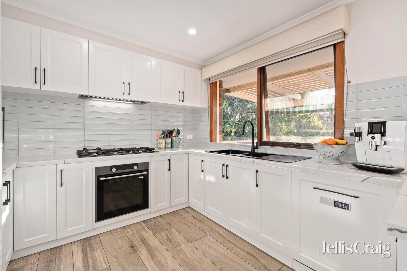 30 Clontarf Crescent, Templestowe image 5