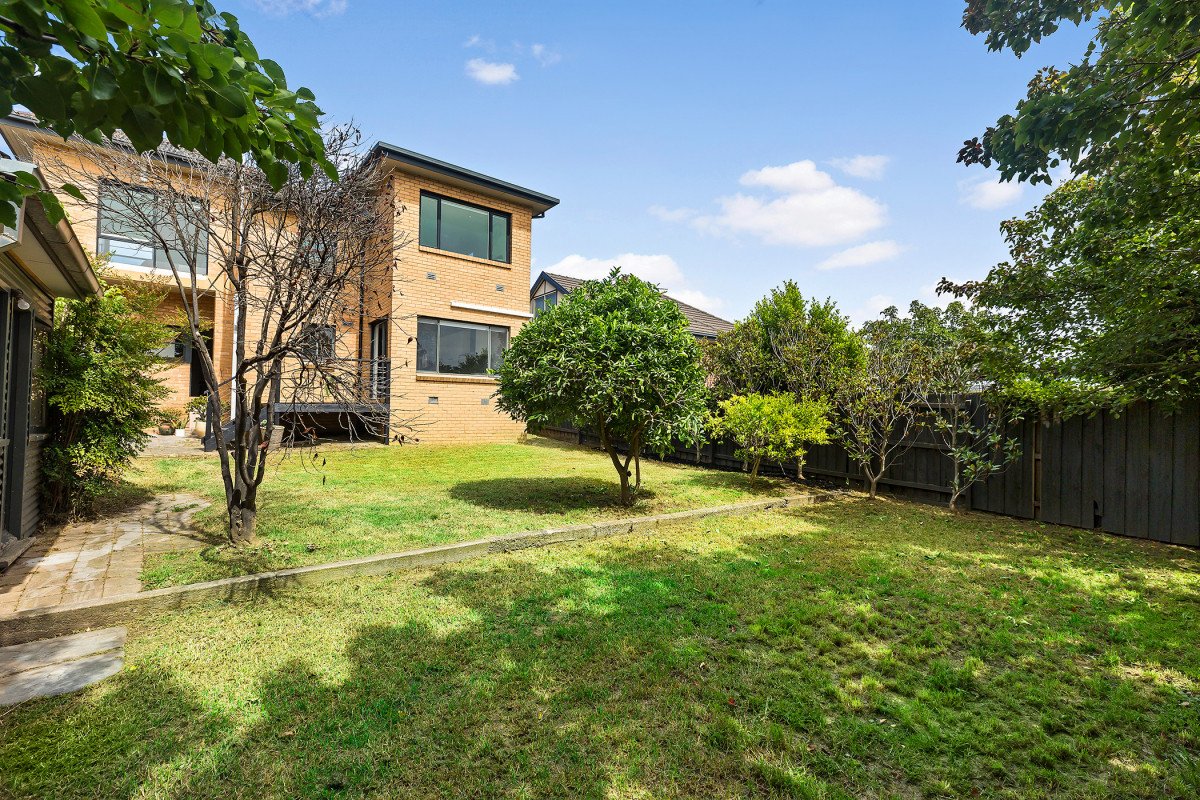 30 Coleman Avenue, Kew East image 11