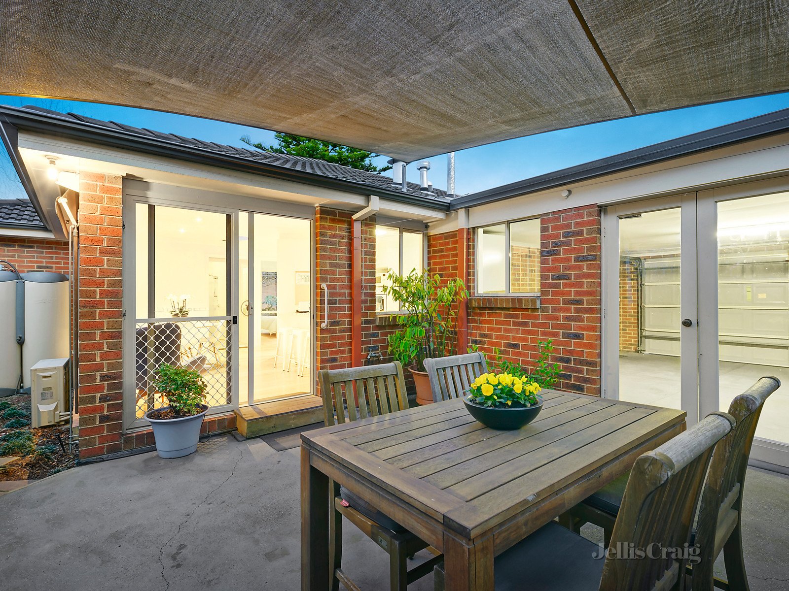 30 Douglas Avenue, Box Hill South image 10