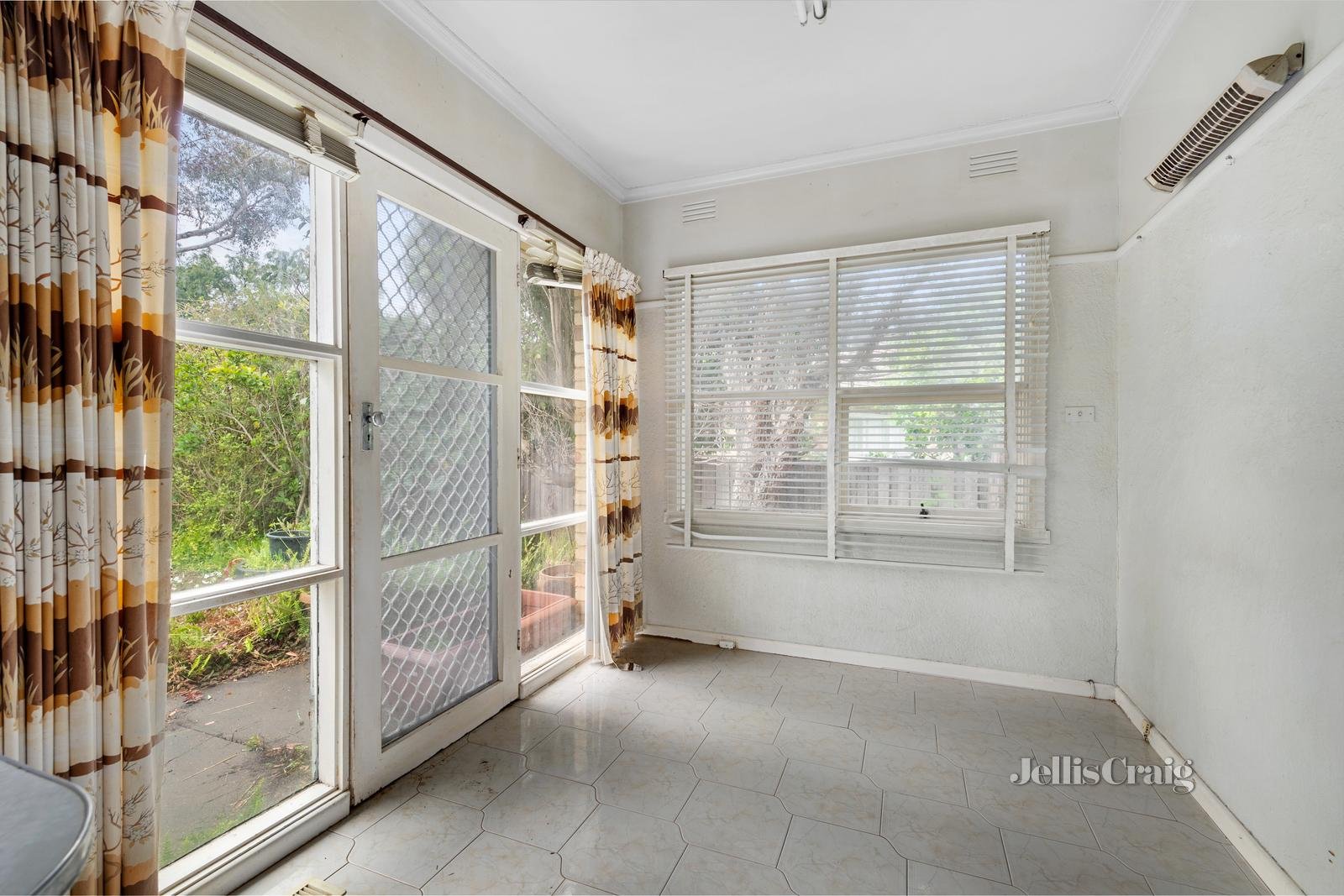 30 East View Crescent, Bentleigh East image 6
