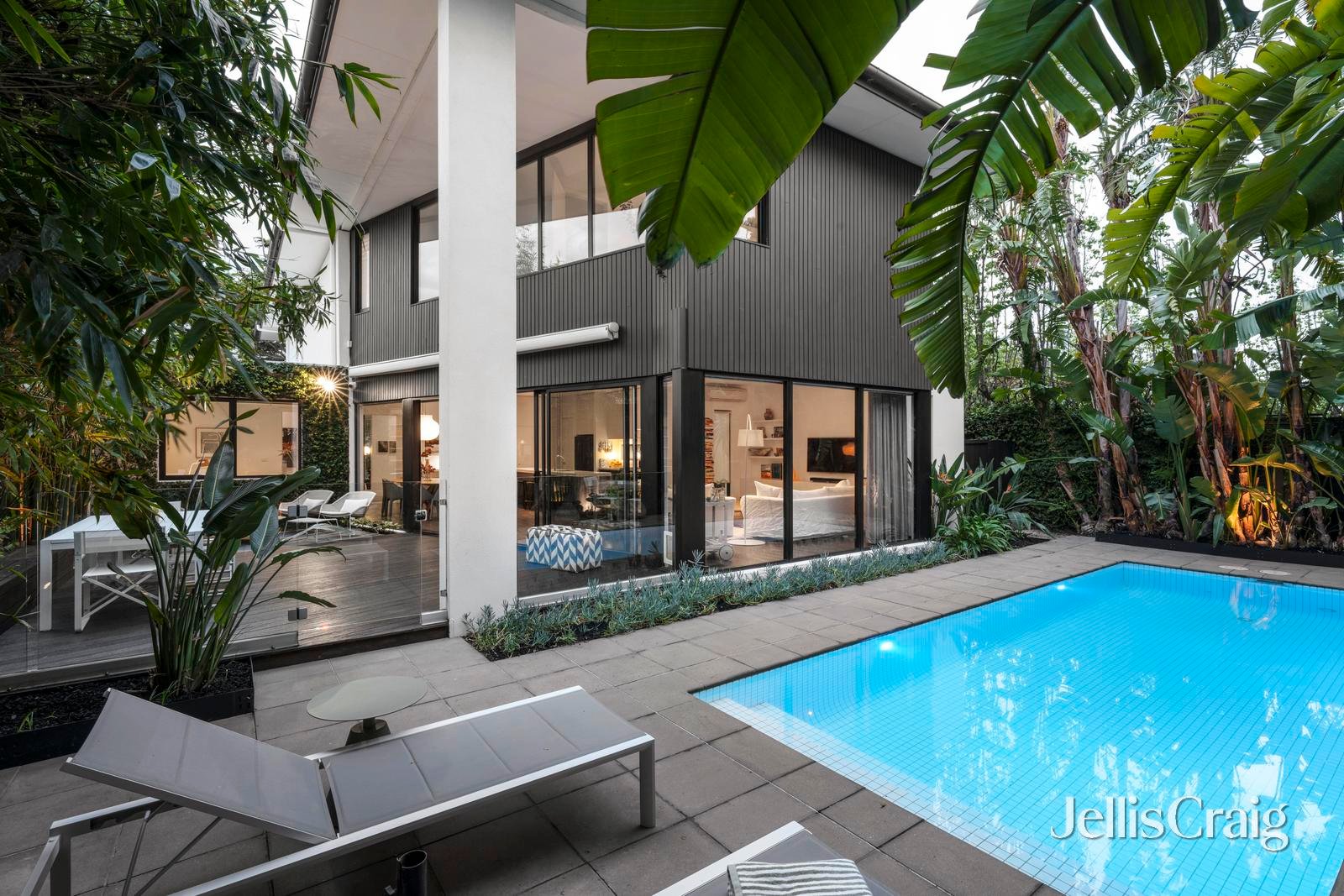 30 Edro Avenue, Brighton&nbsp;East image 2