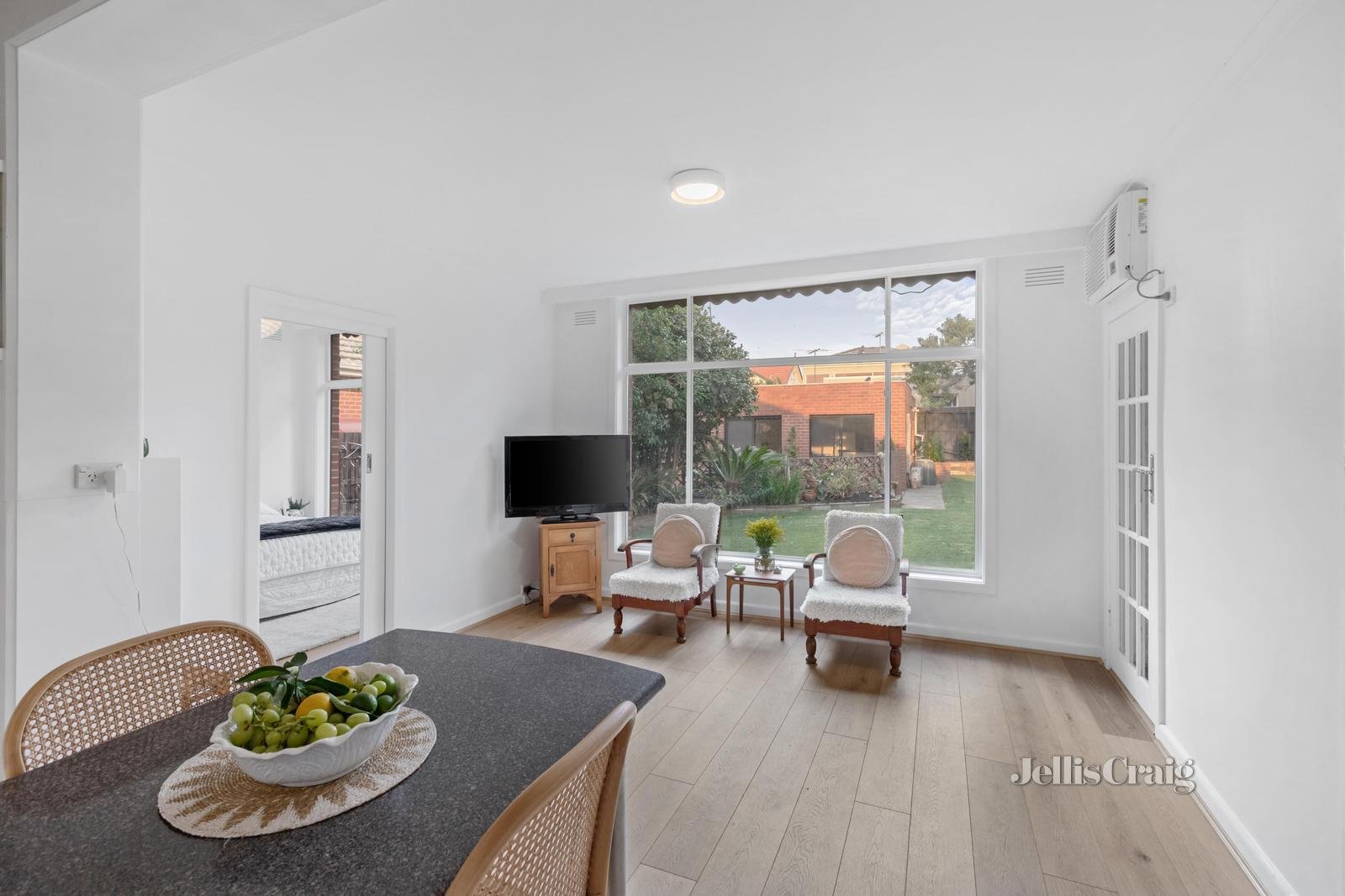 30 Gilbert Grove, Bentleigh image 4