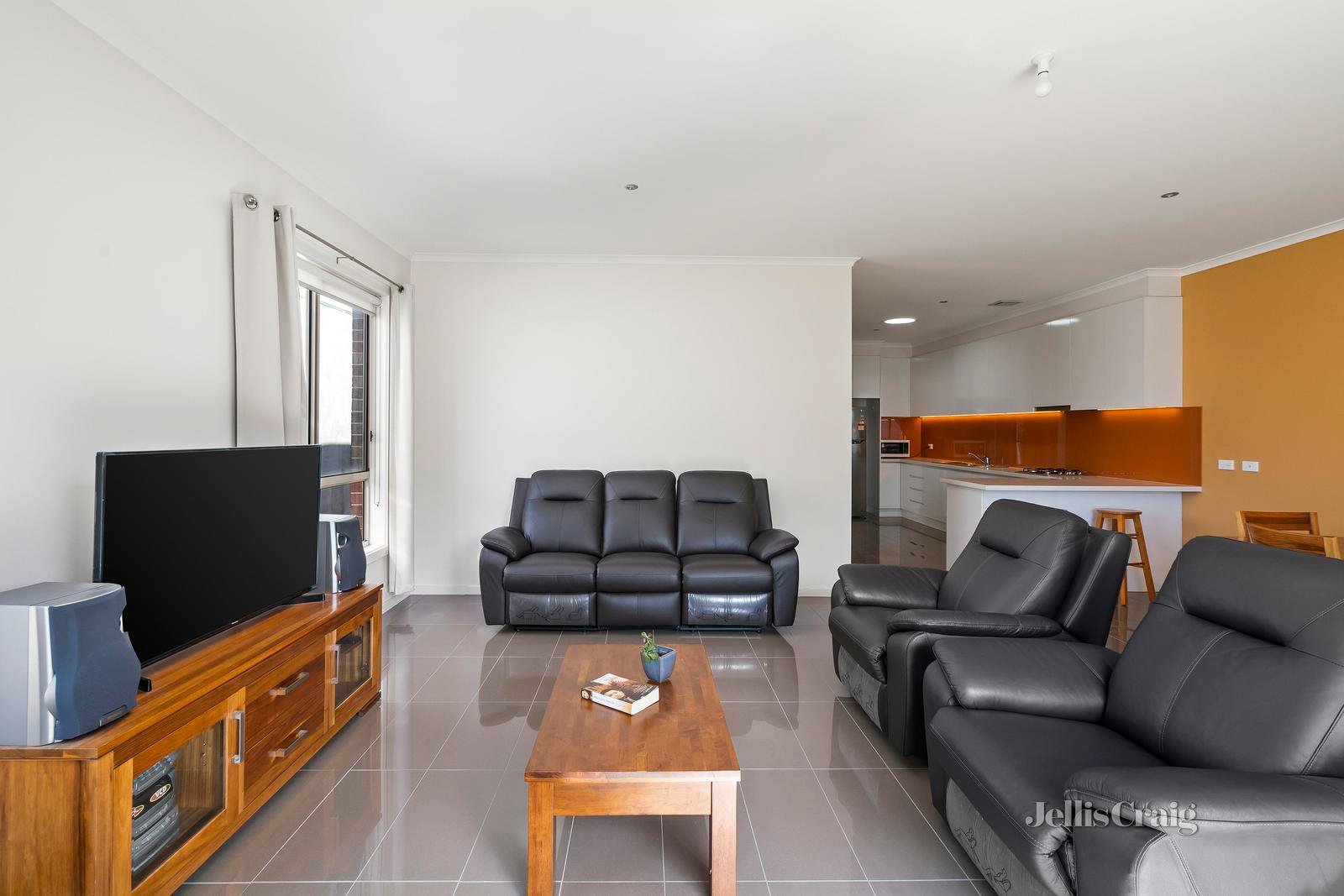 30 Ginifer Avenue, Altona North image 4