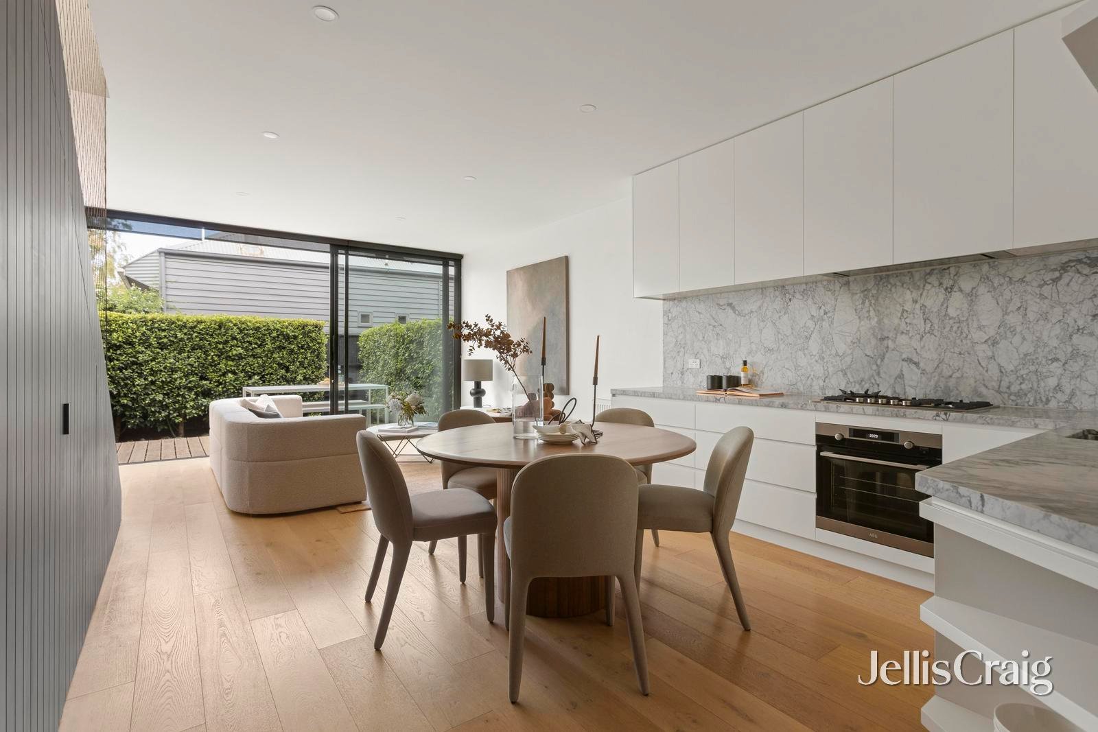 30 Glover Street, South&nbsp;Melbourne image 2