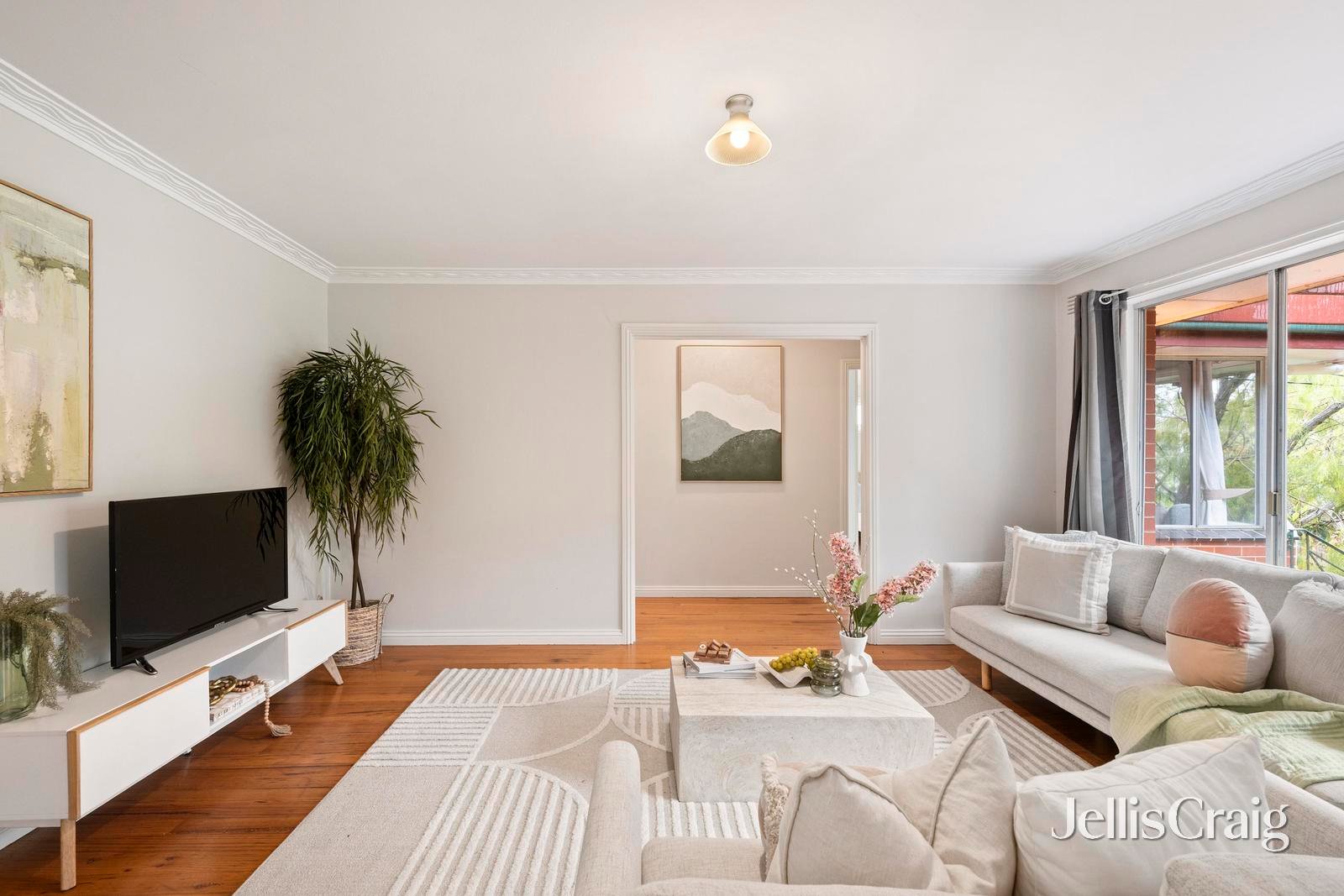 30 Greenslopes Drive, Mooroolbark image 6