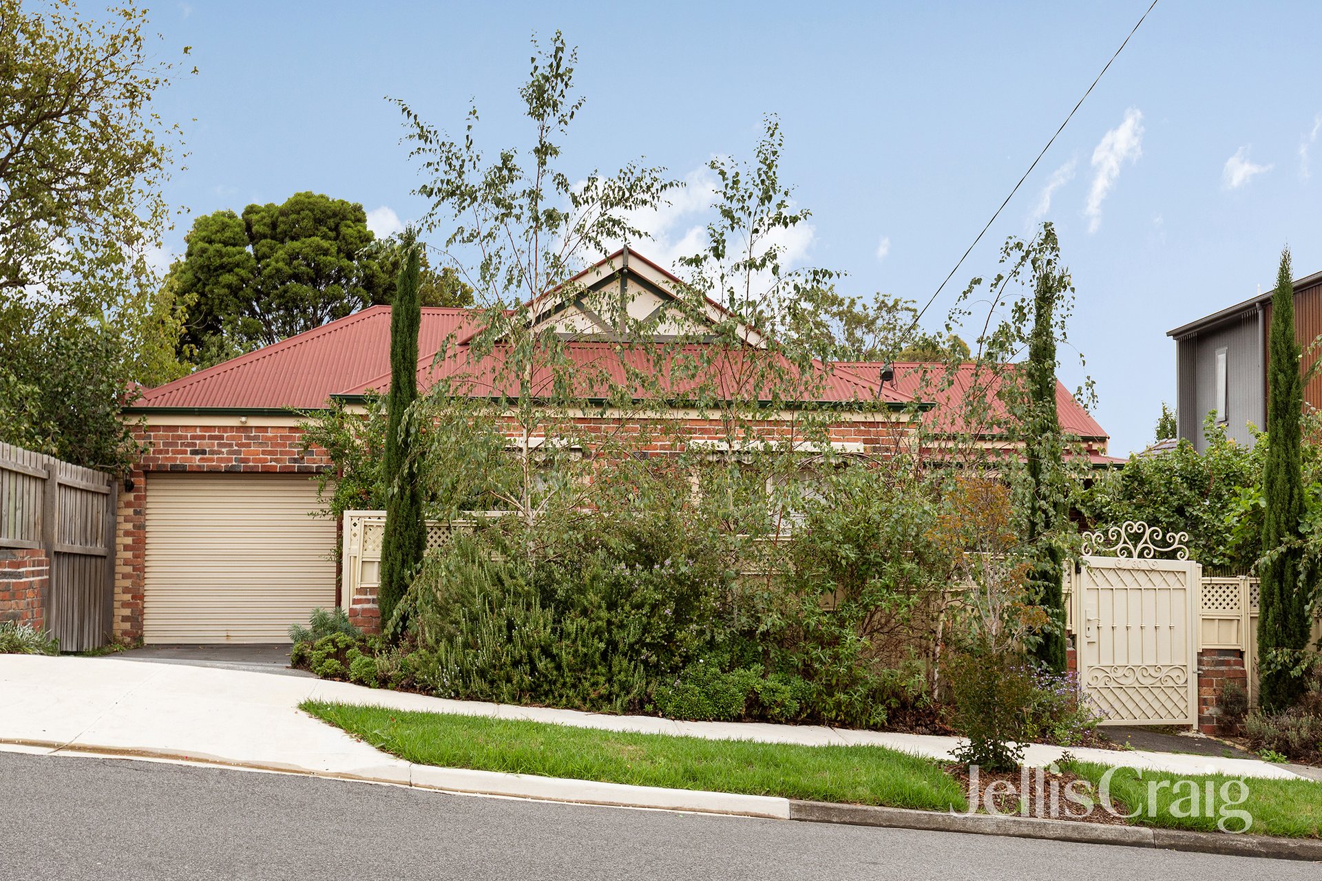 30 Greville Road, Rosanna image 1