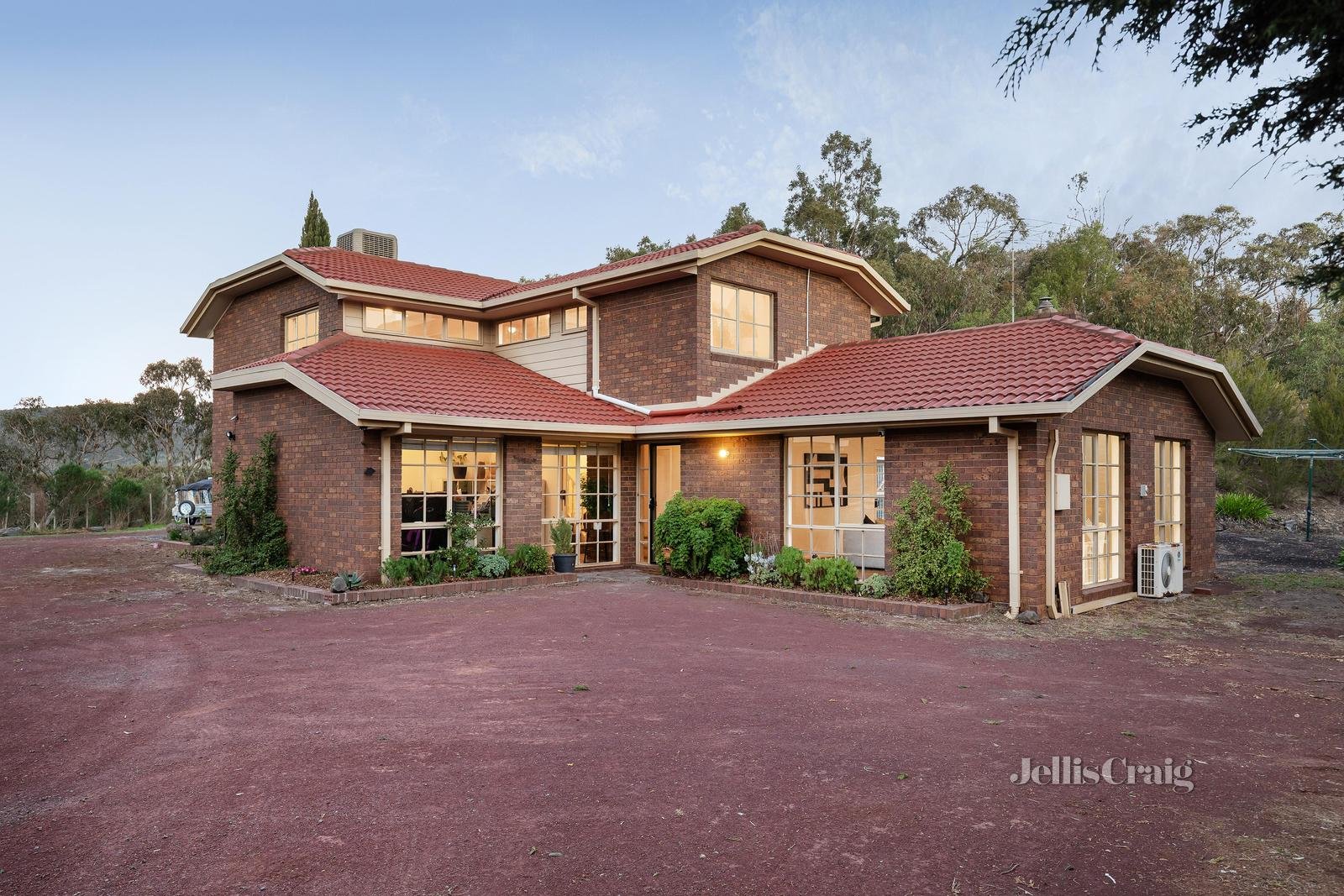 30 Halls Road, Whittlesea image 2