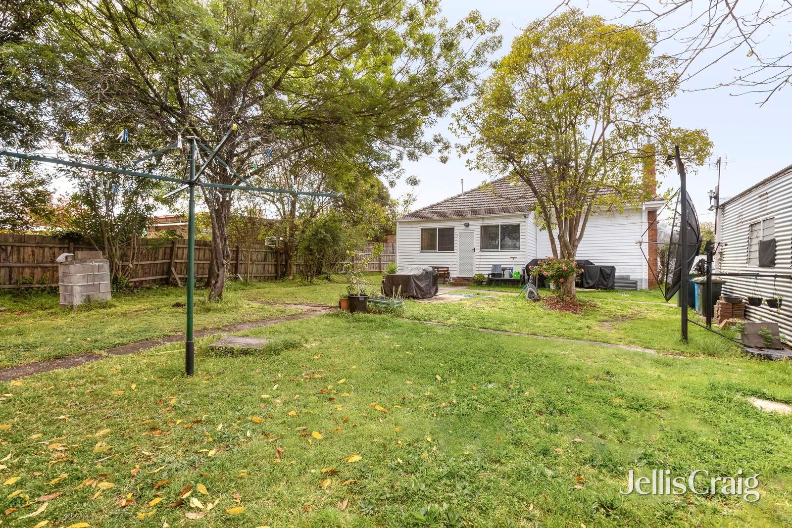30 Hatfield Street, Balwyn North image 7