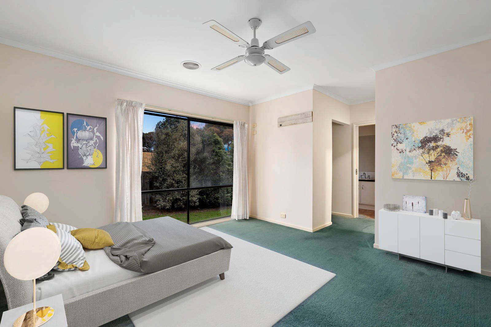 Property Gallery Thumbnail 9