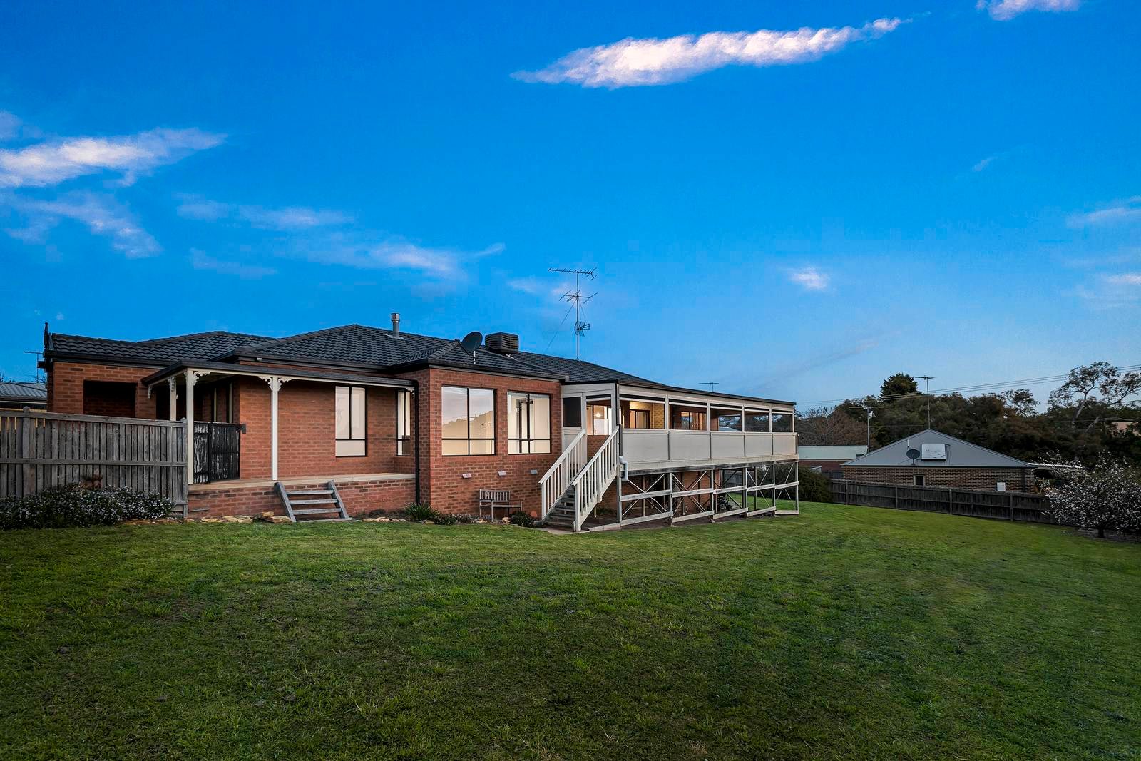 Property Gallery Thumbnail 12