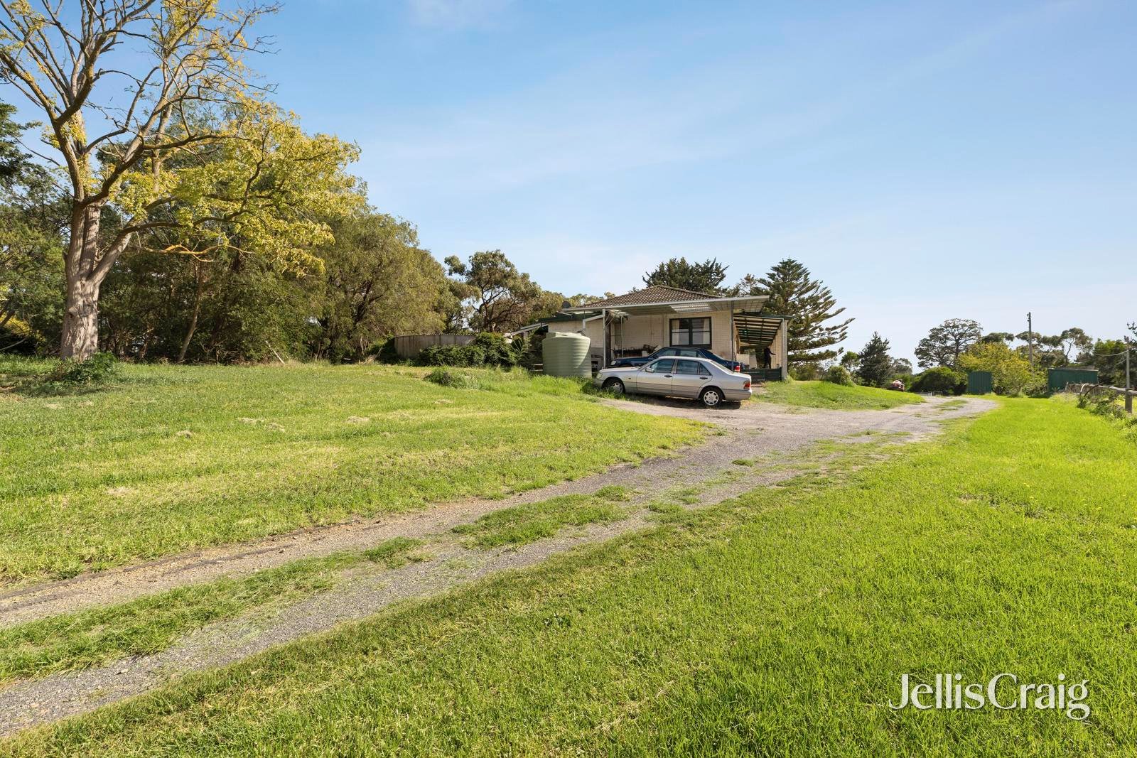 30 Highview Road, Skye image 13