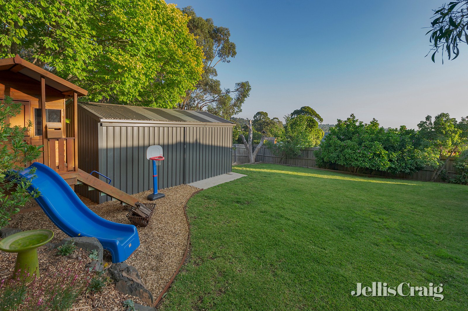 30 Holyrood Crescent, Ringwood image 11