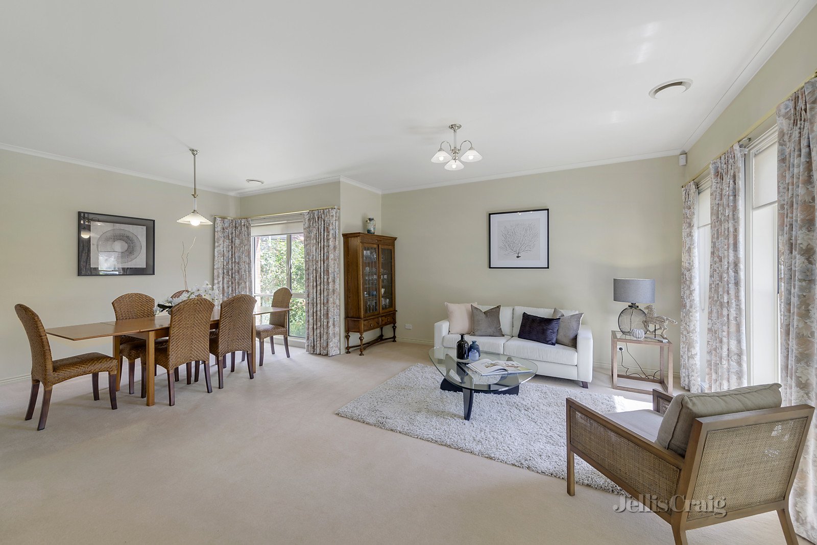 30 Hutchinson Drive, Kew image 2