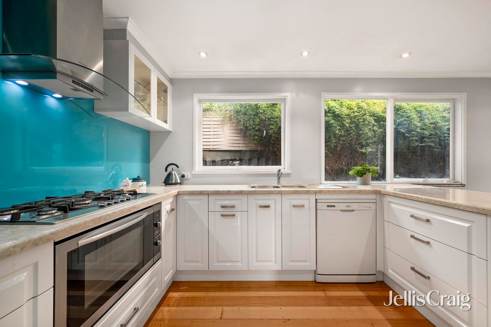 30 Jacaranda Avenue, Kilsyth image 5