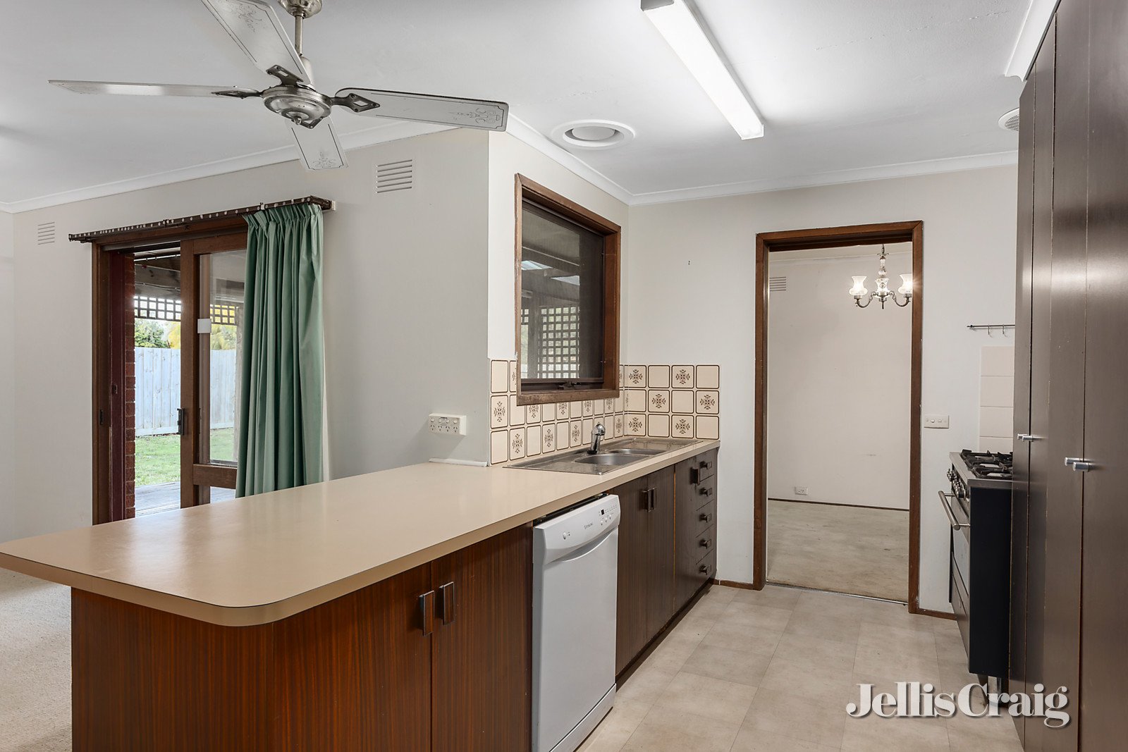 30 Kalawar Avenue, Bayswater North image 3