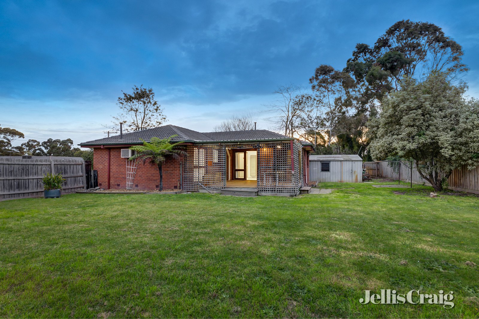 30 Kalawar Avenue, Bayswater North image 8